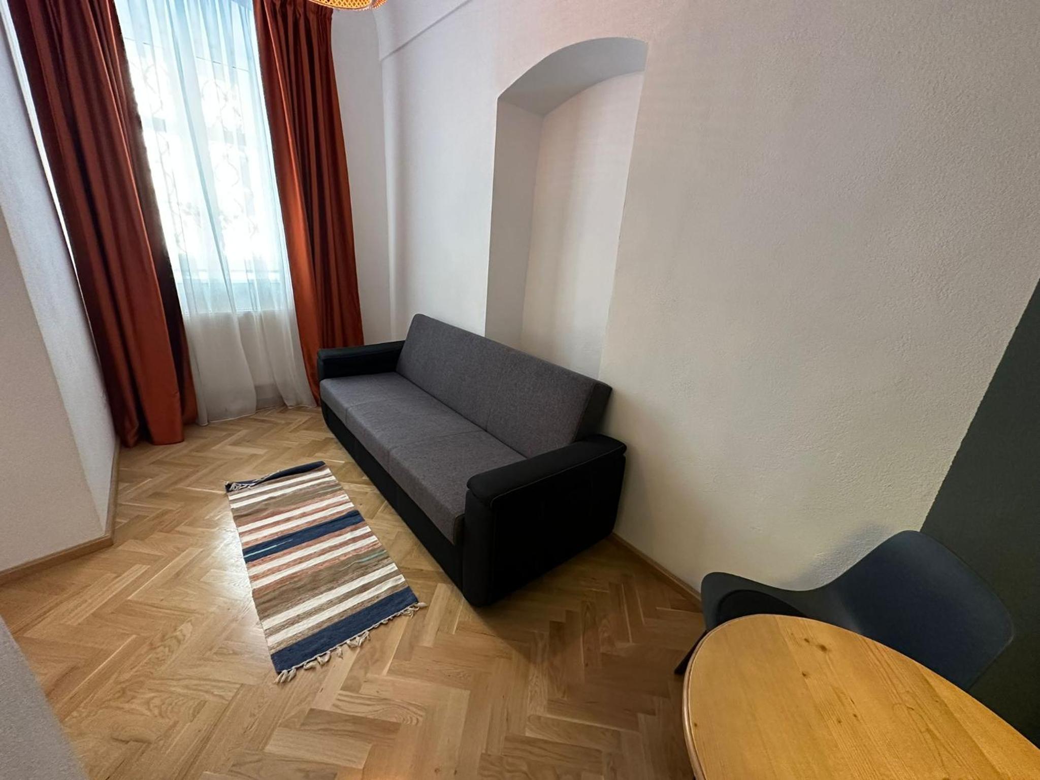 Apartment - Photo 8