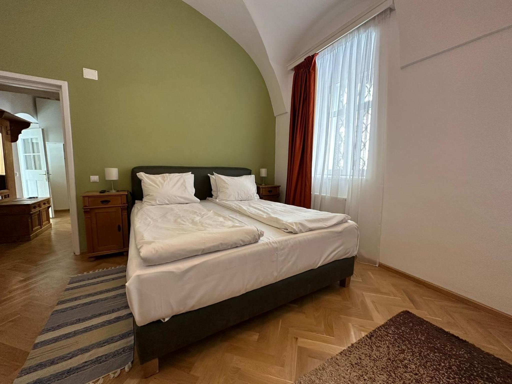 Apartment - Photo 13