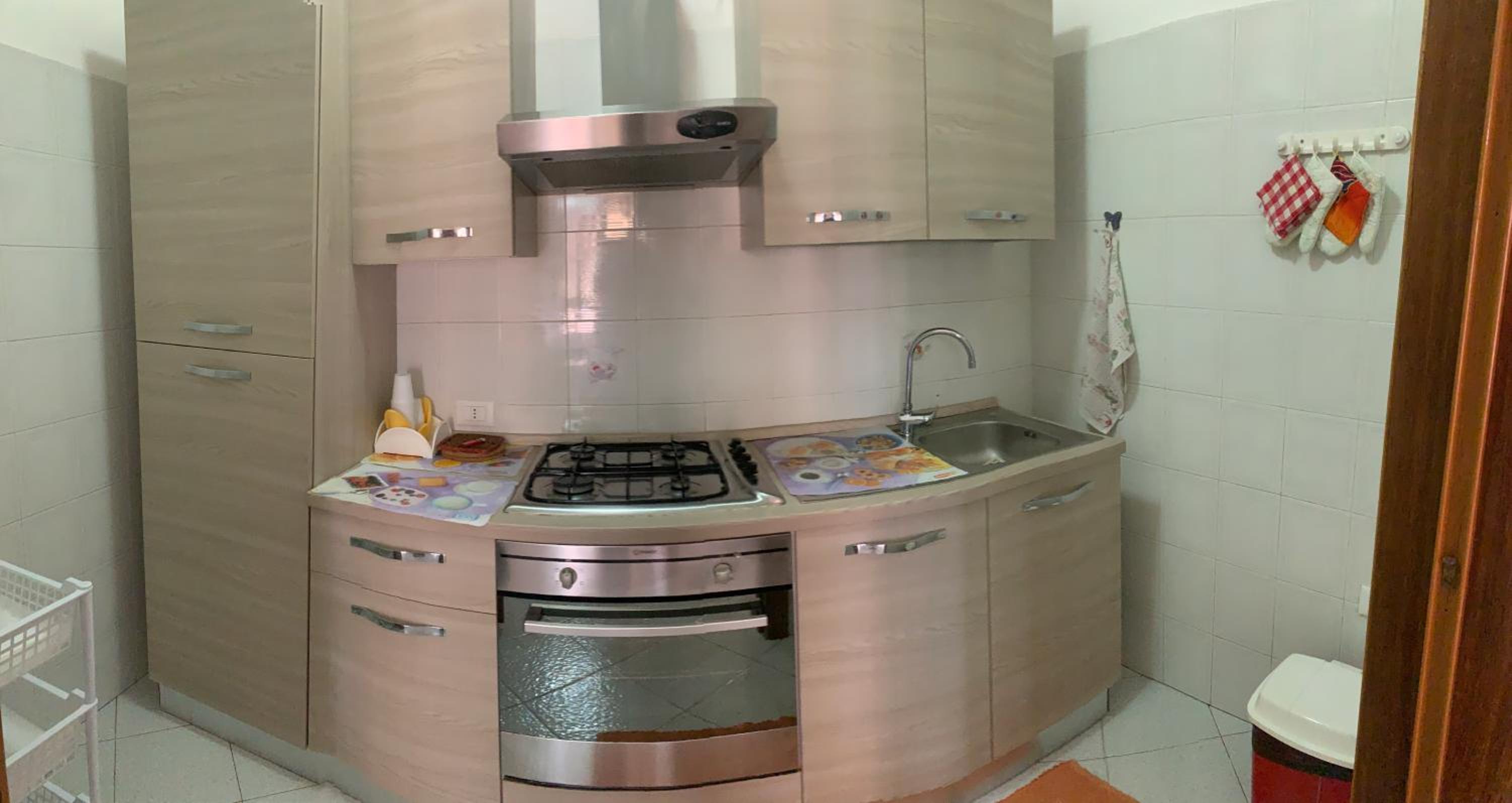 Three-Bedroom House photo 3