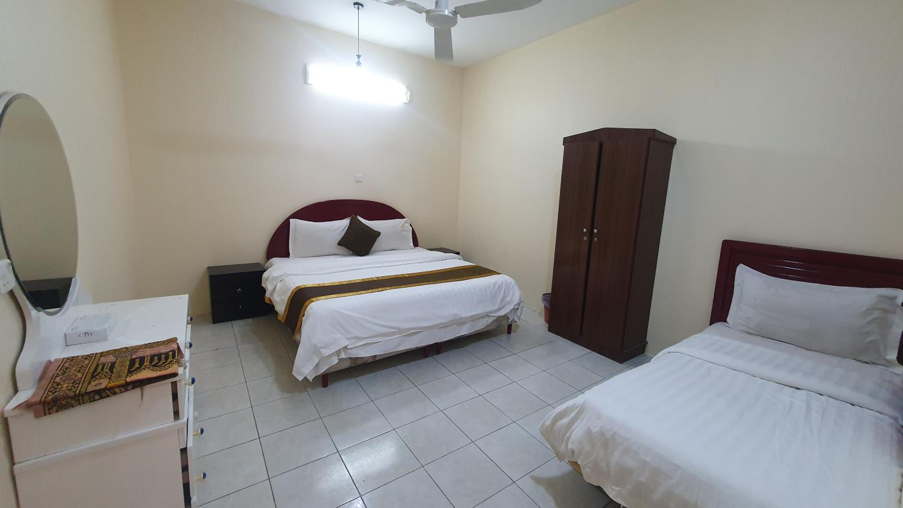 Studio Apartment photo 3