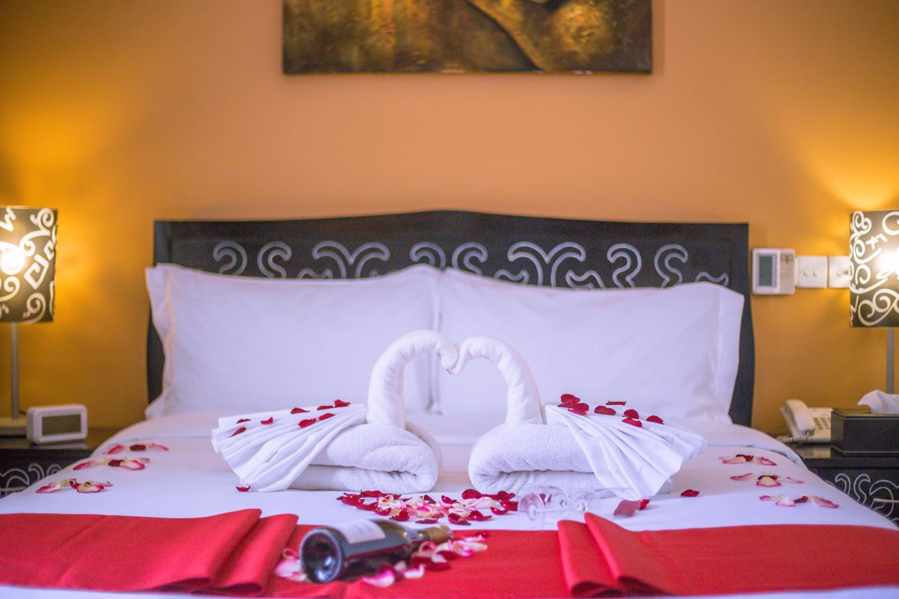 Queen Room photo 2