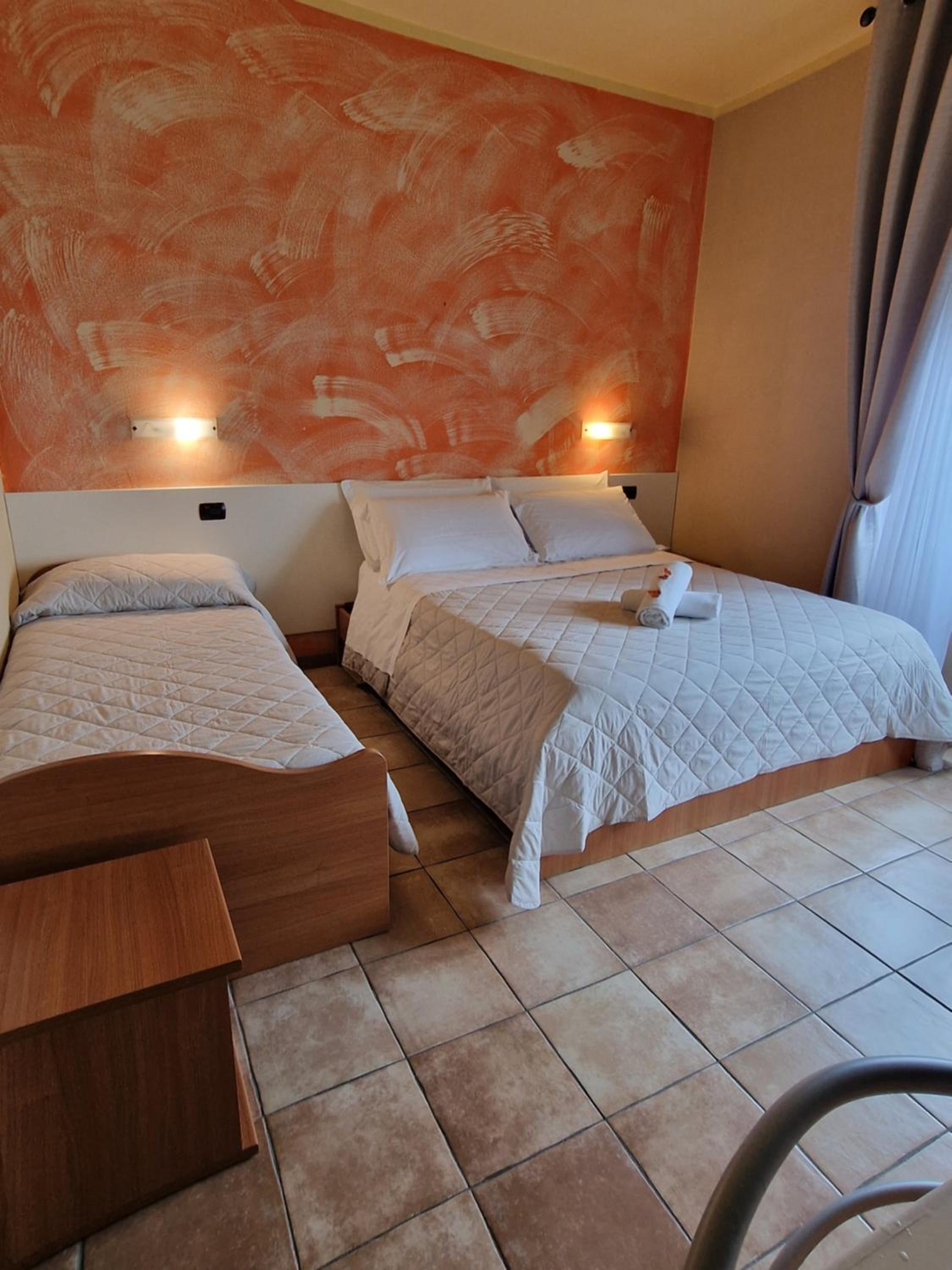 Triple Room photo 3