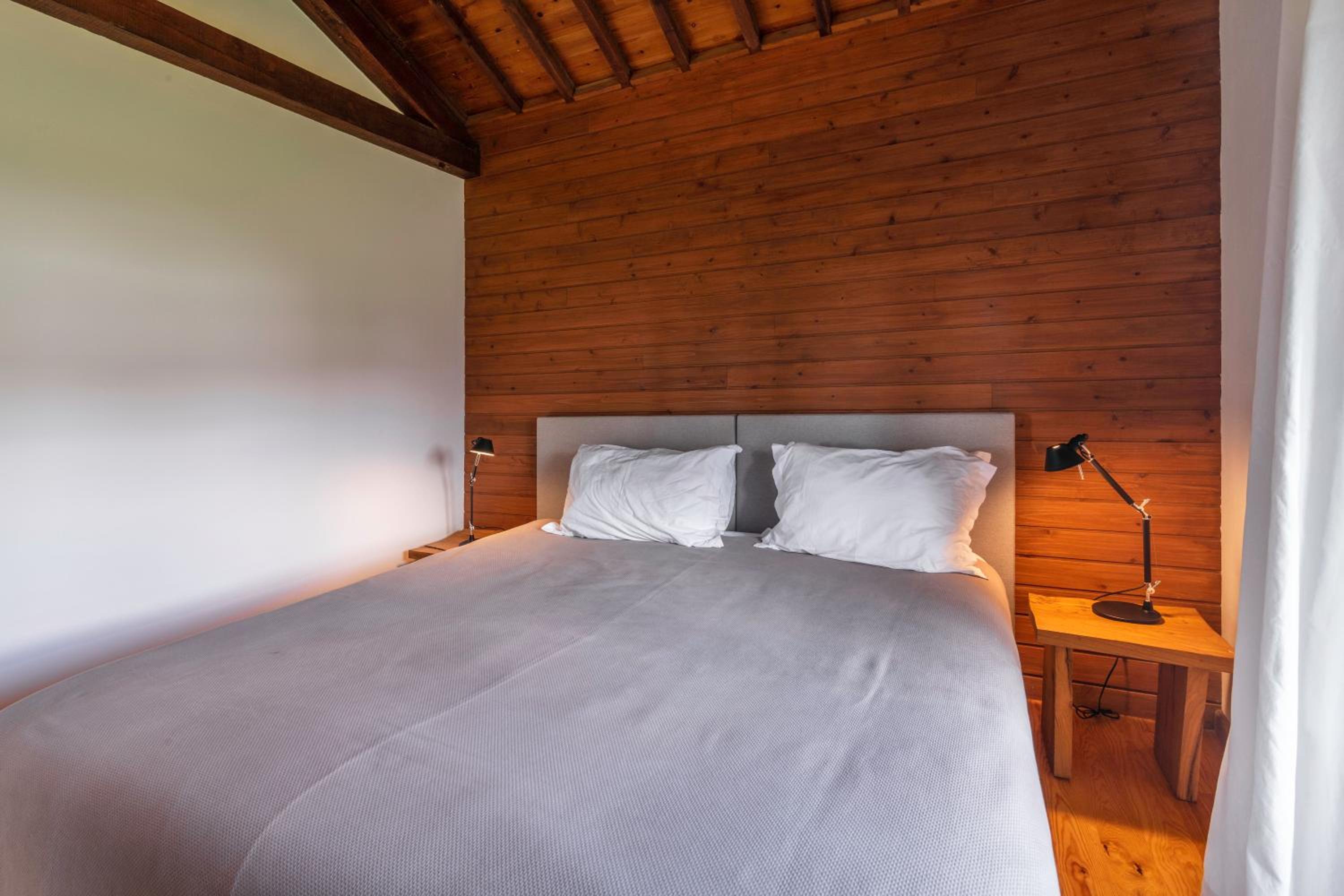 One-Bedroom Apartment - Photo 9