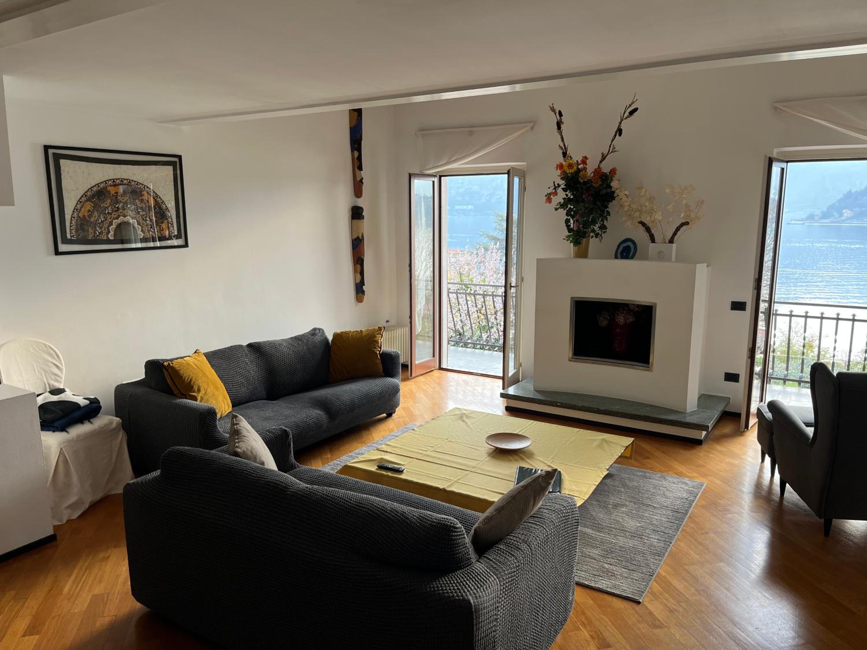 Apartment with Lake View photo 1