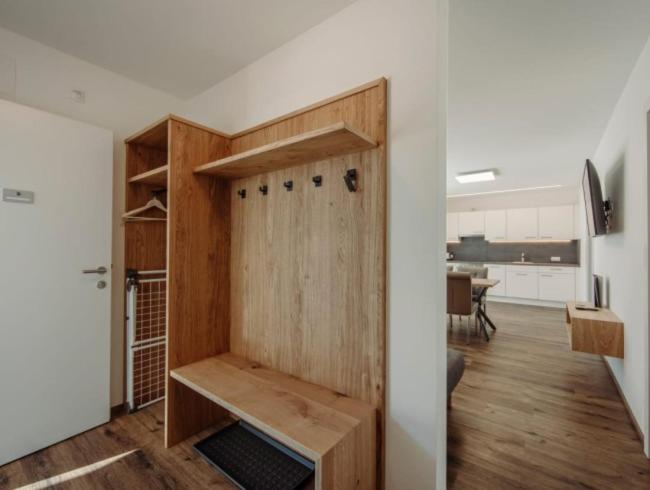 One-Bedroom Apartment - Photo 7