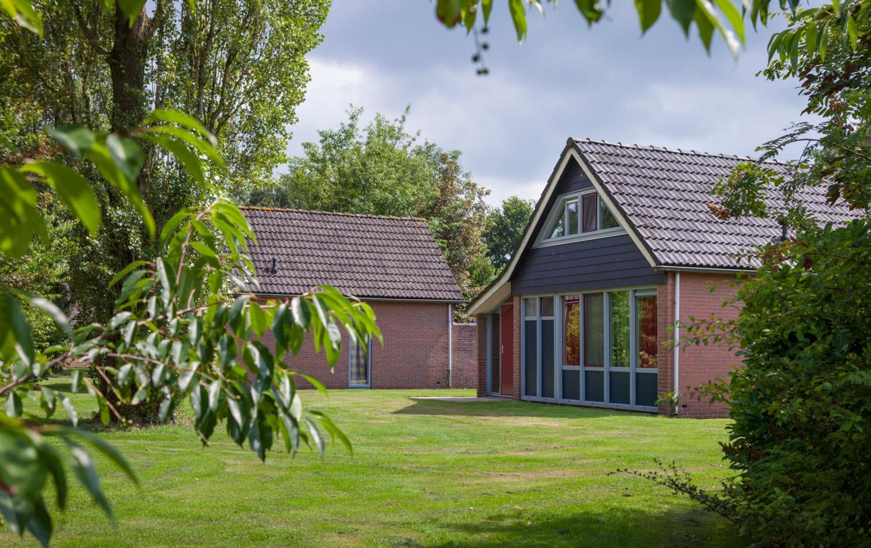 Two-Bedroom House - Photo 7