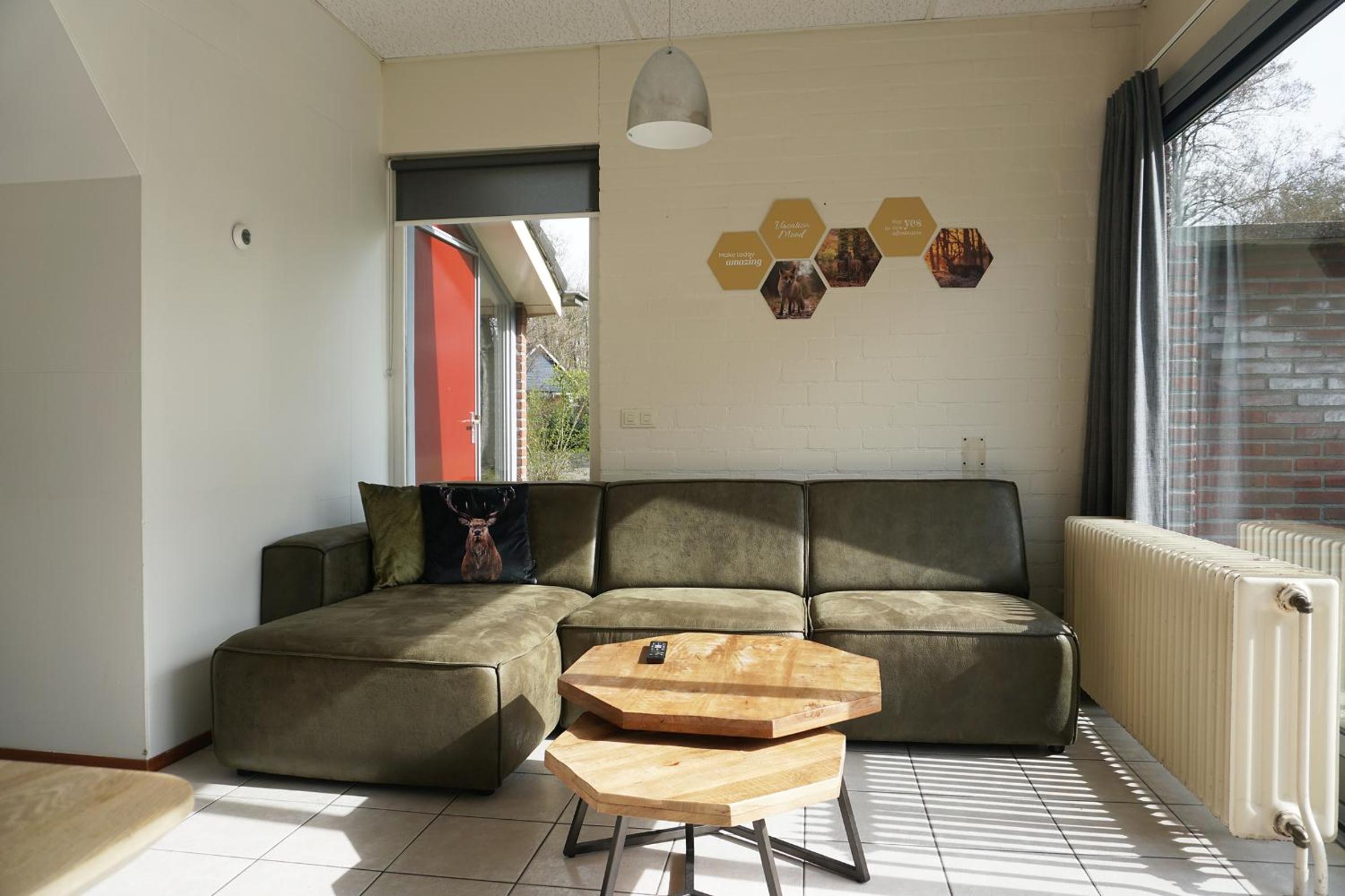 Two-Bedroom House - Photo 8