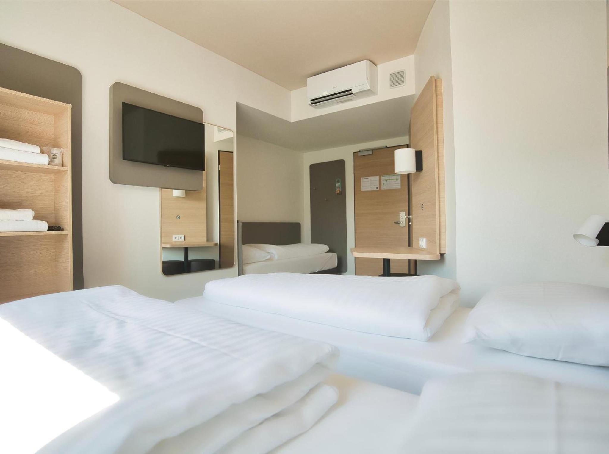 Triple Room - Photo 5