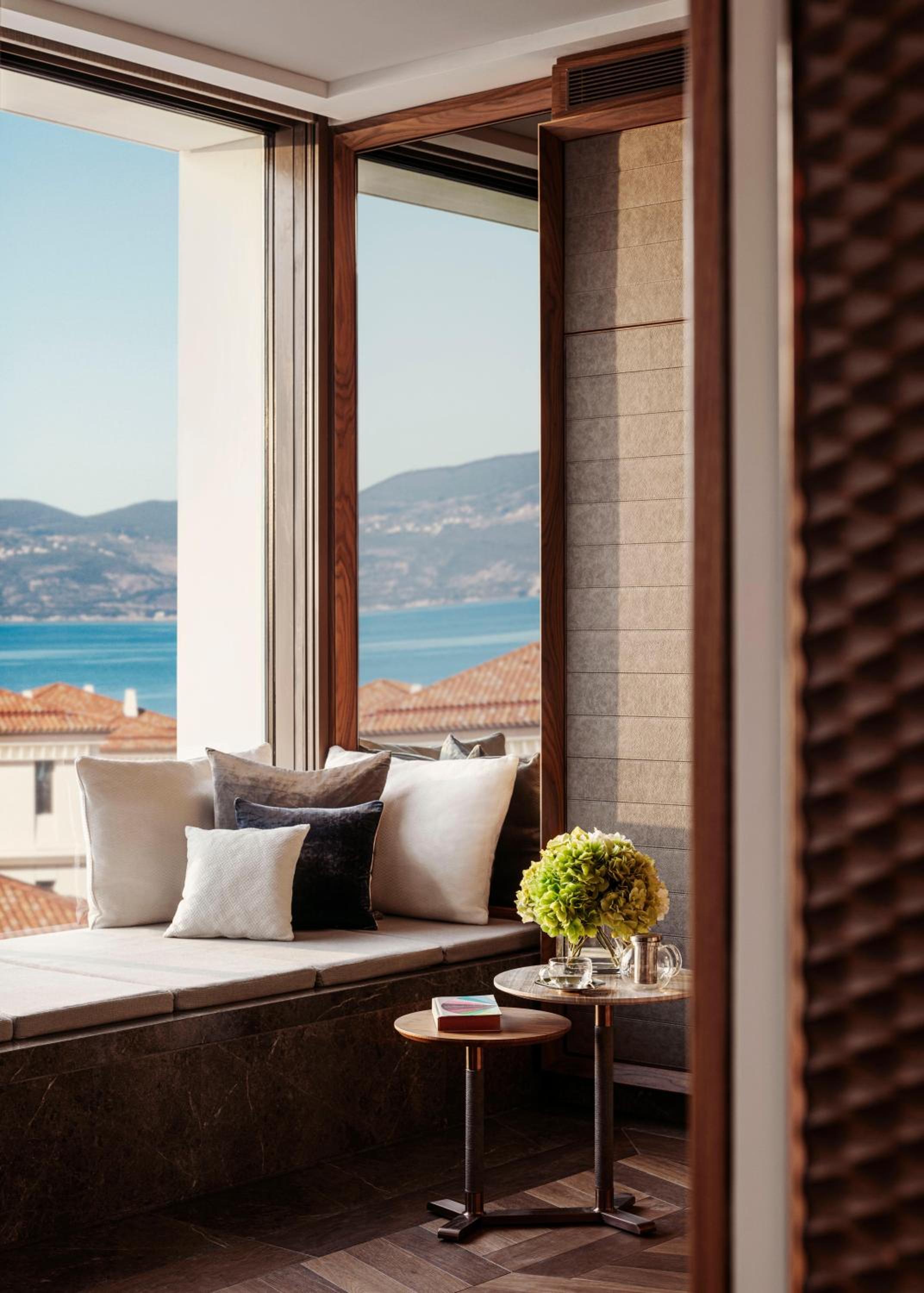 Panoramic Bayview Room - Photo 12