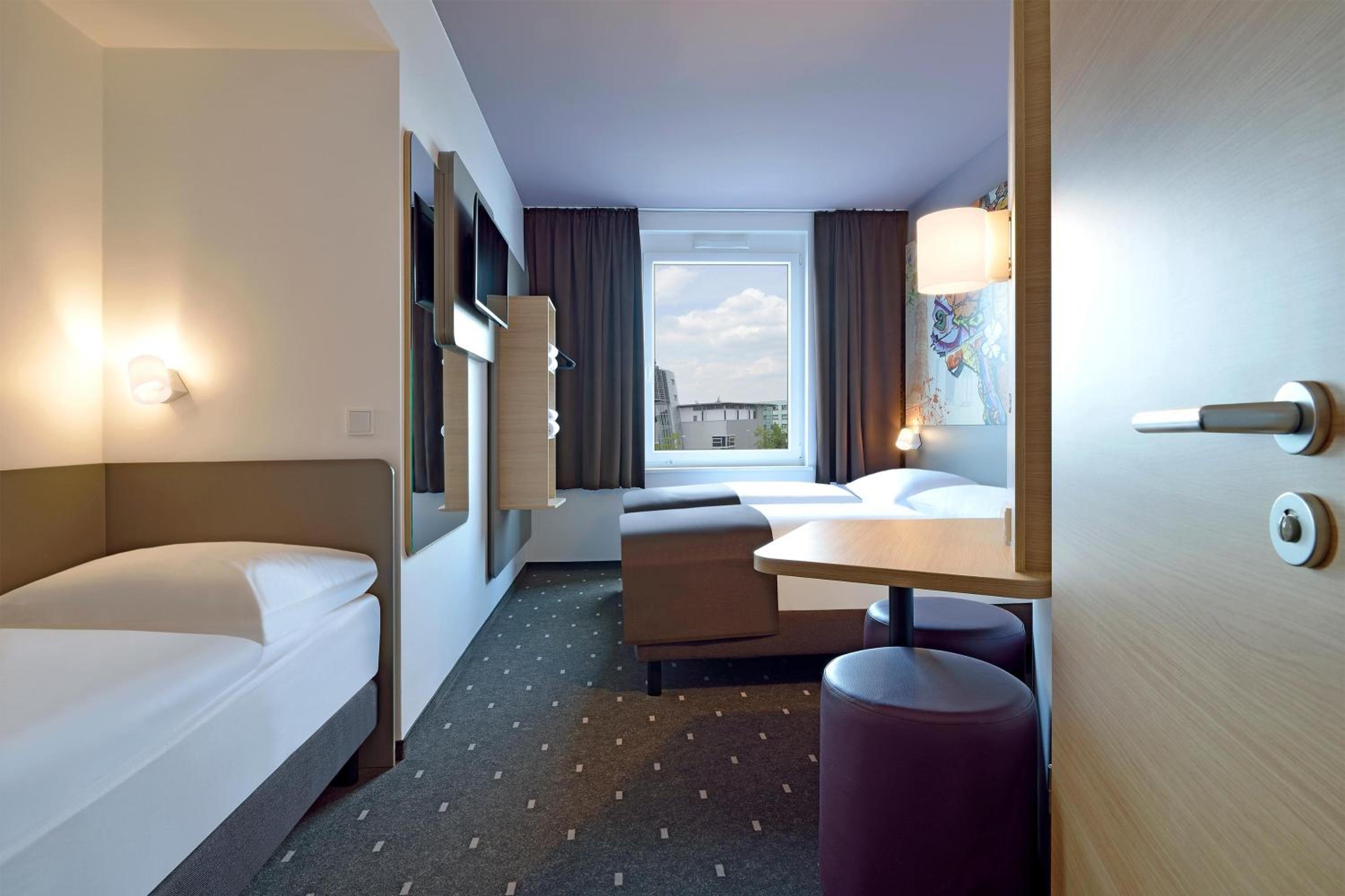 Triple Room - Photo 1