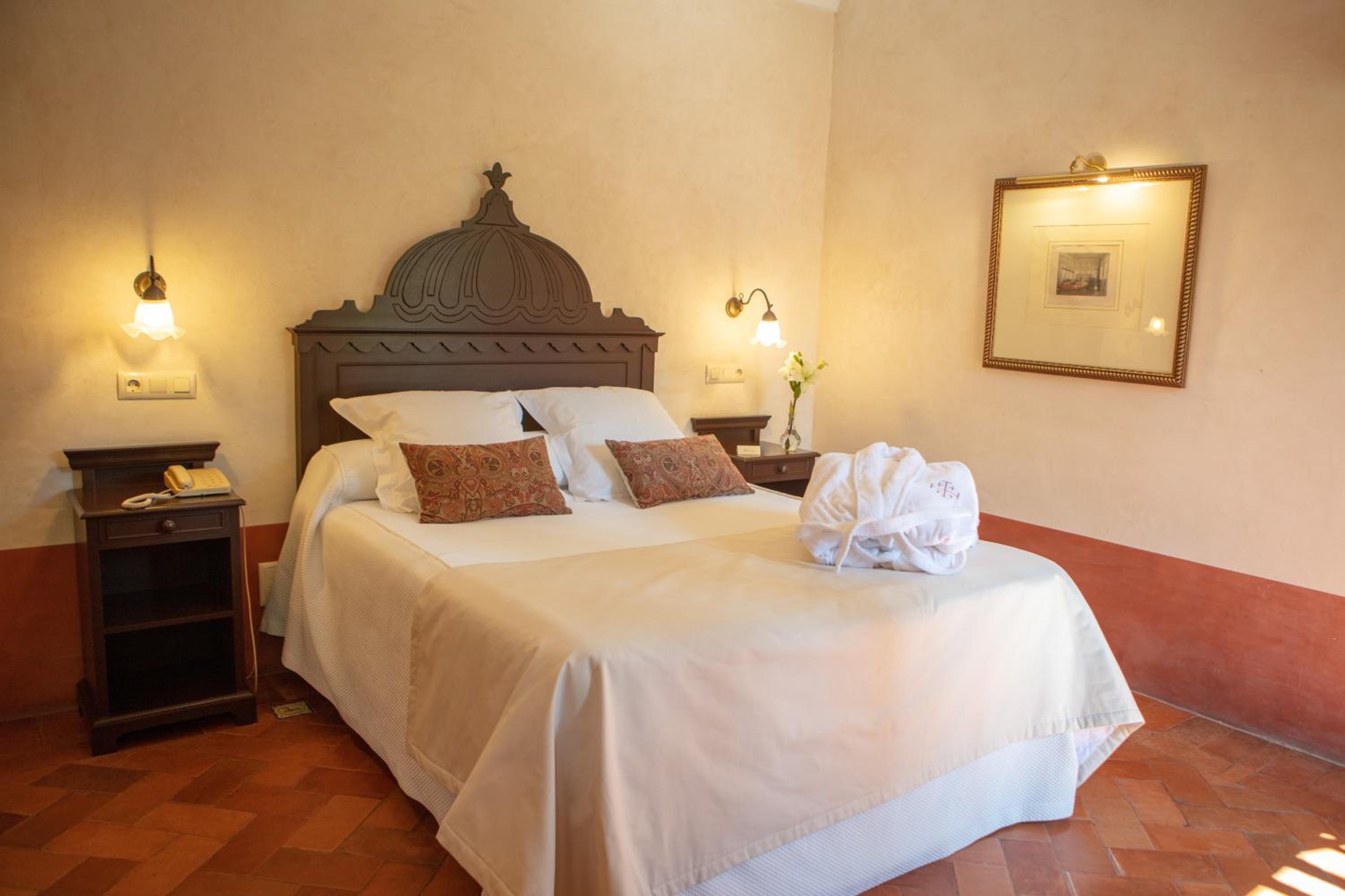 Deluxe Double Room - Photo 3