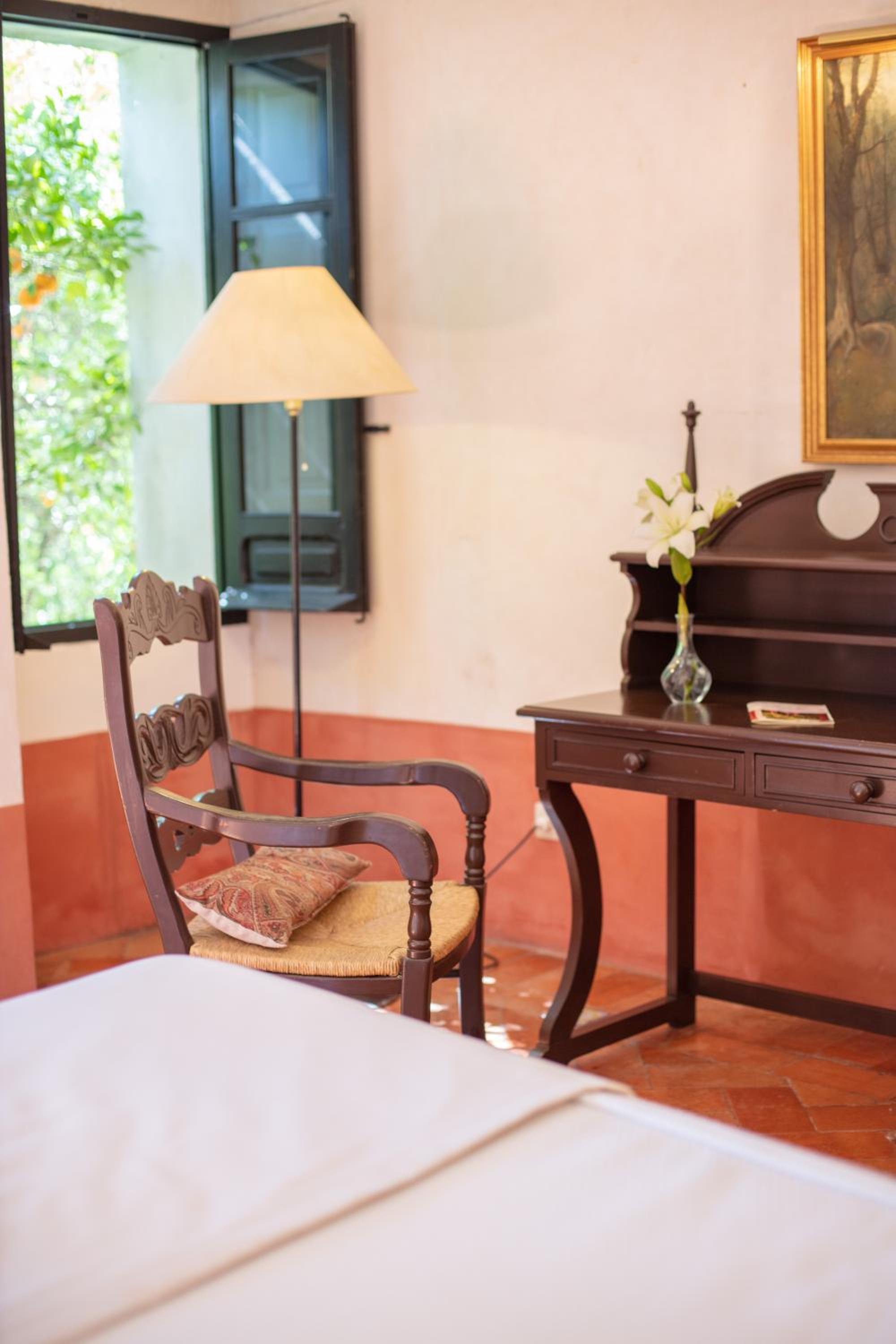 Deluxe Double Room - Photo 1