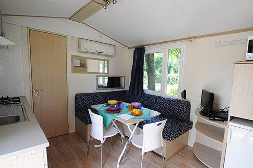 Mobile Home photo 3