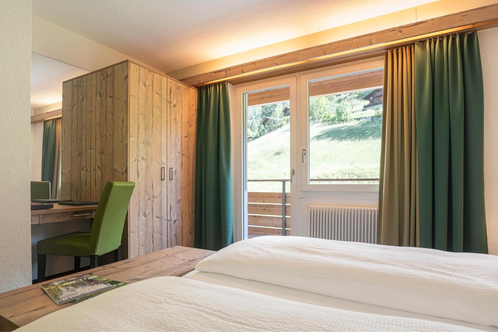 Standard Twin Room - Photo 1