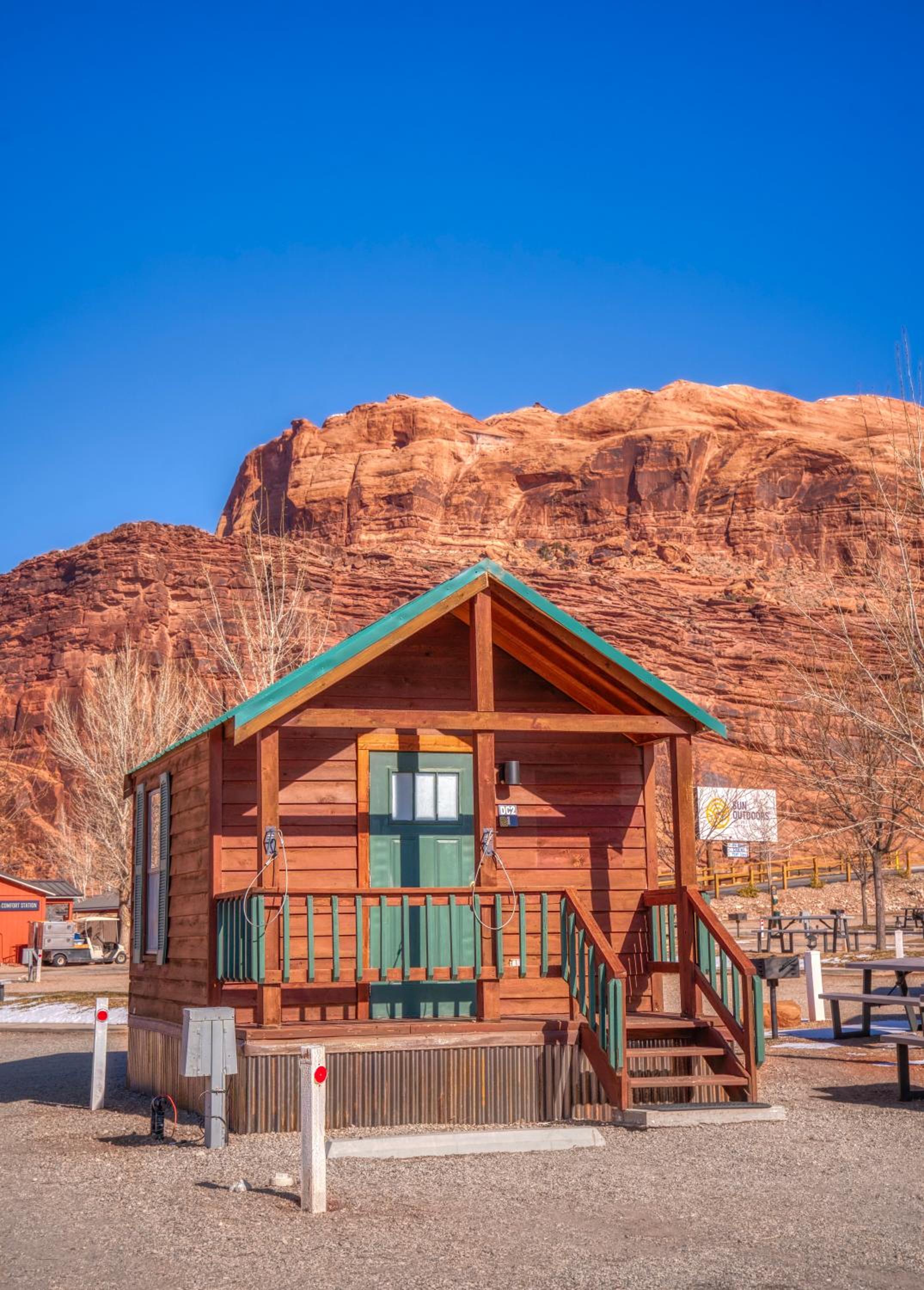  Deluxe Cabin Rental - 2 Person photo 2