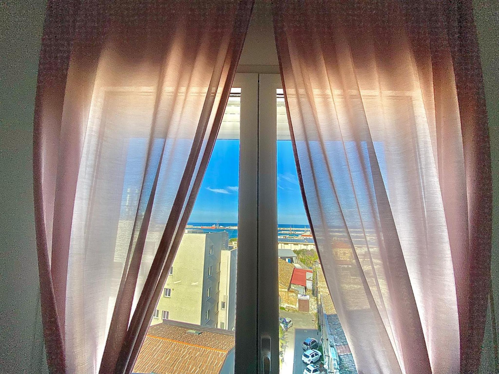 King Room with Sea View - Photo 6