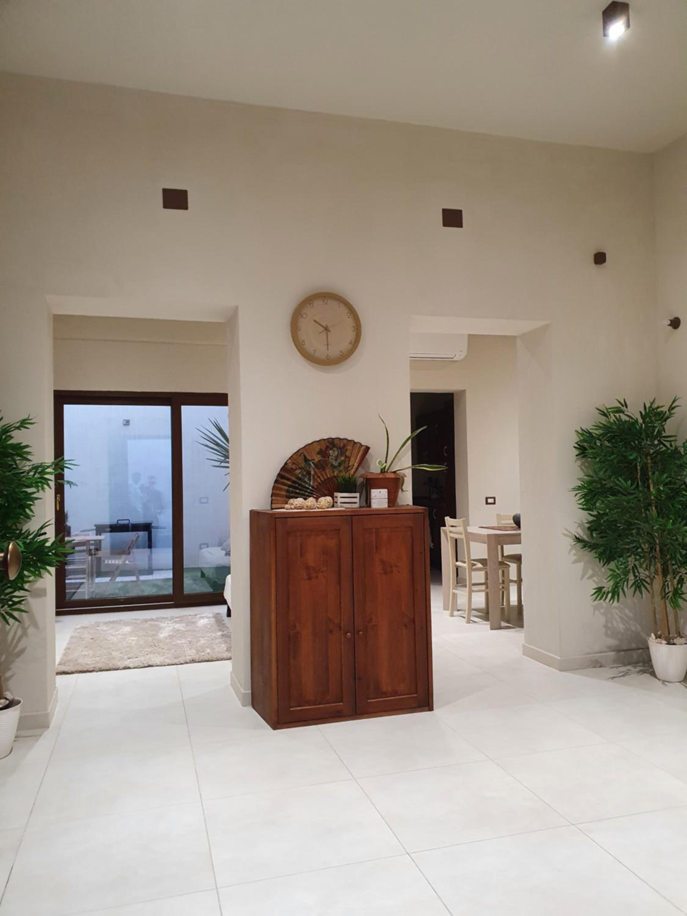 Two-Bedroom House photo 2