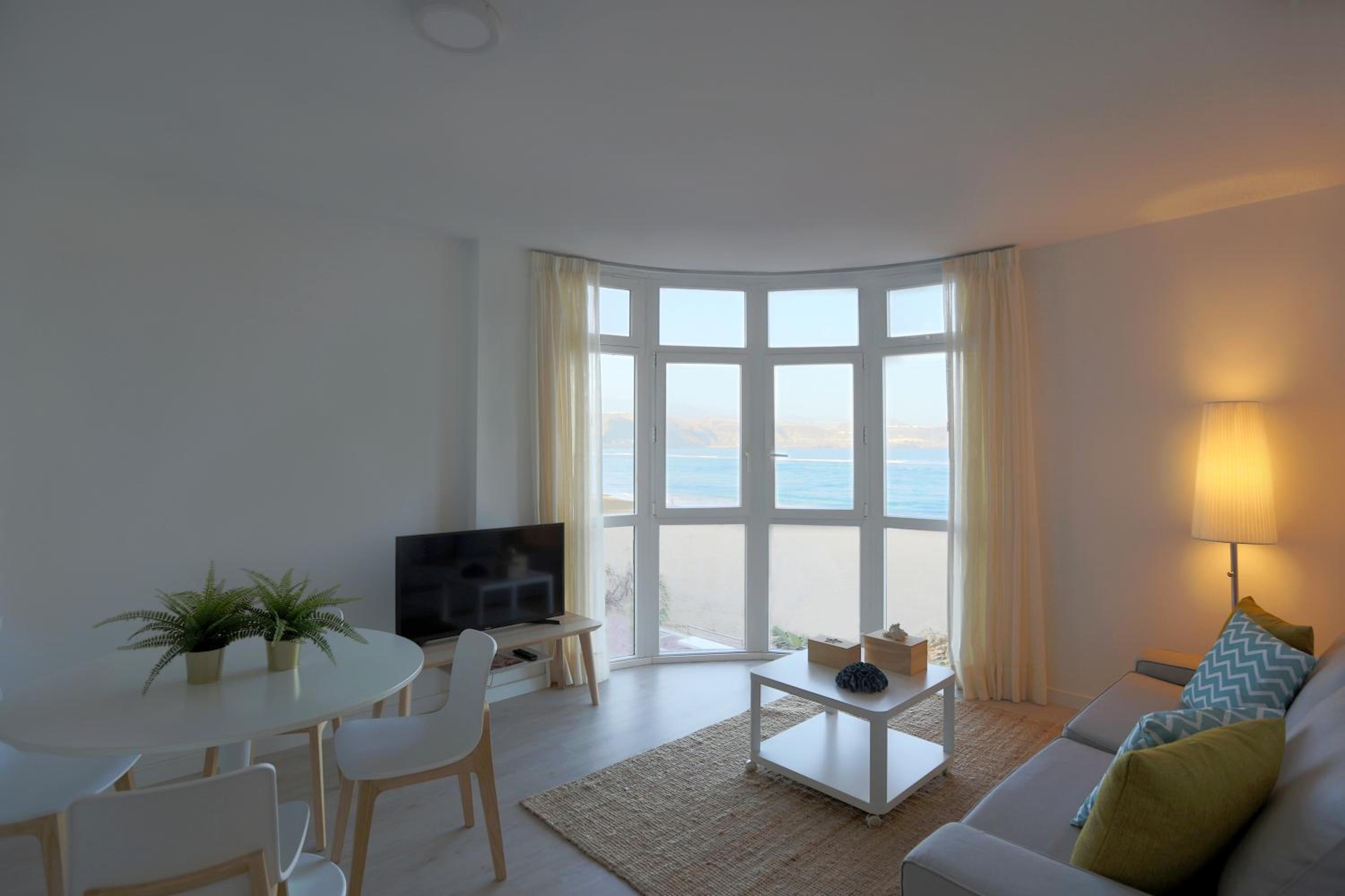 Apartamento con vista al mar
