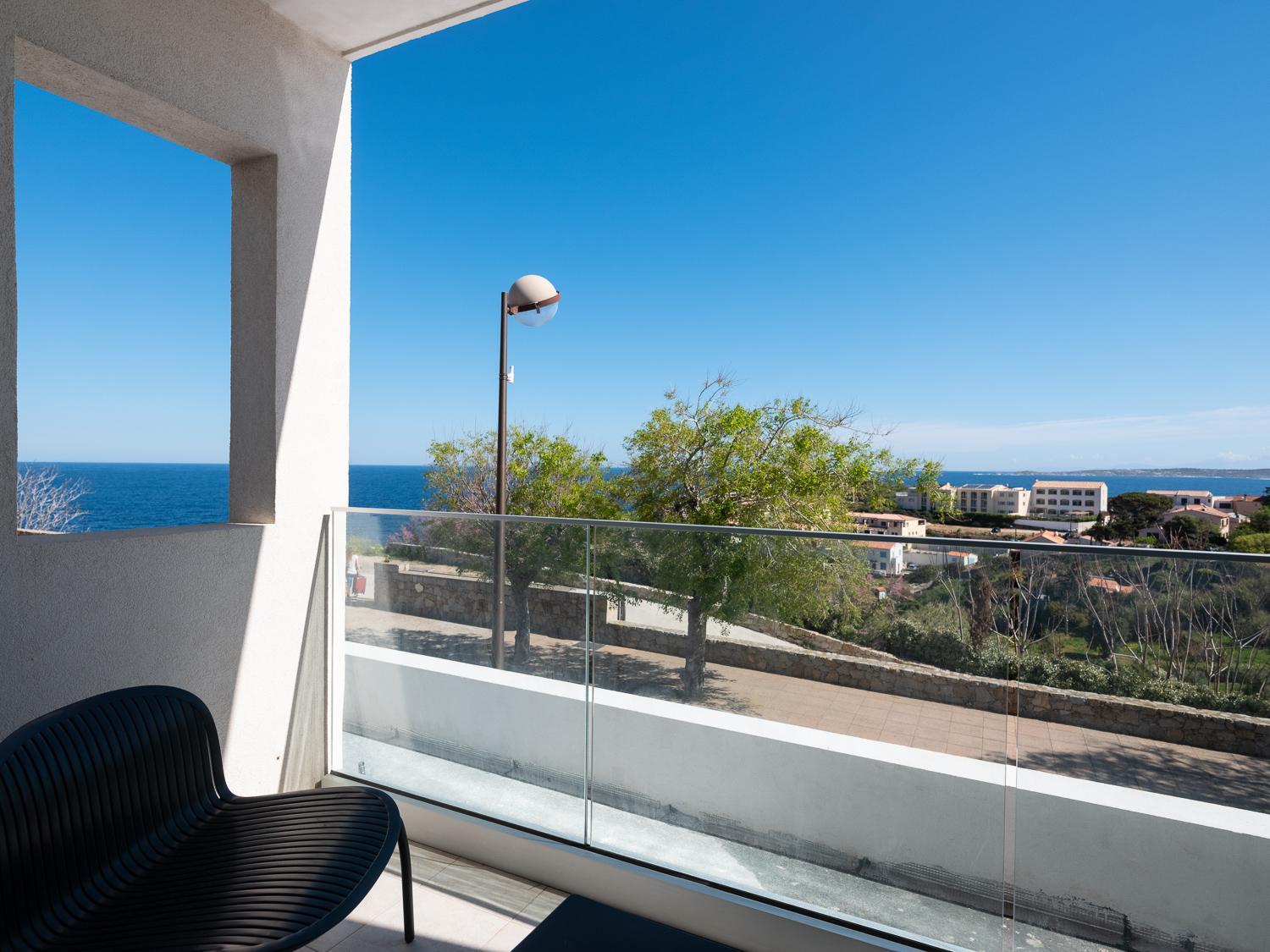 S - Chambre Double - Balcon avec Vue sur Mer/Piscine