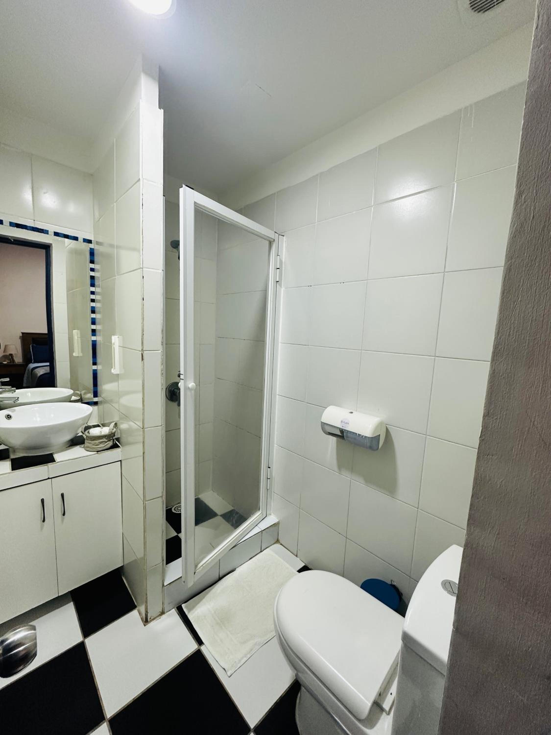 Double Room with Private Bathroom photo 3