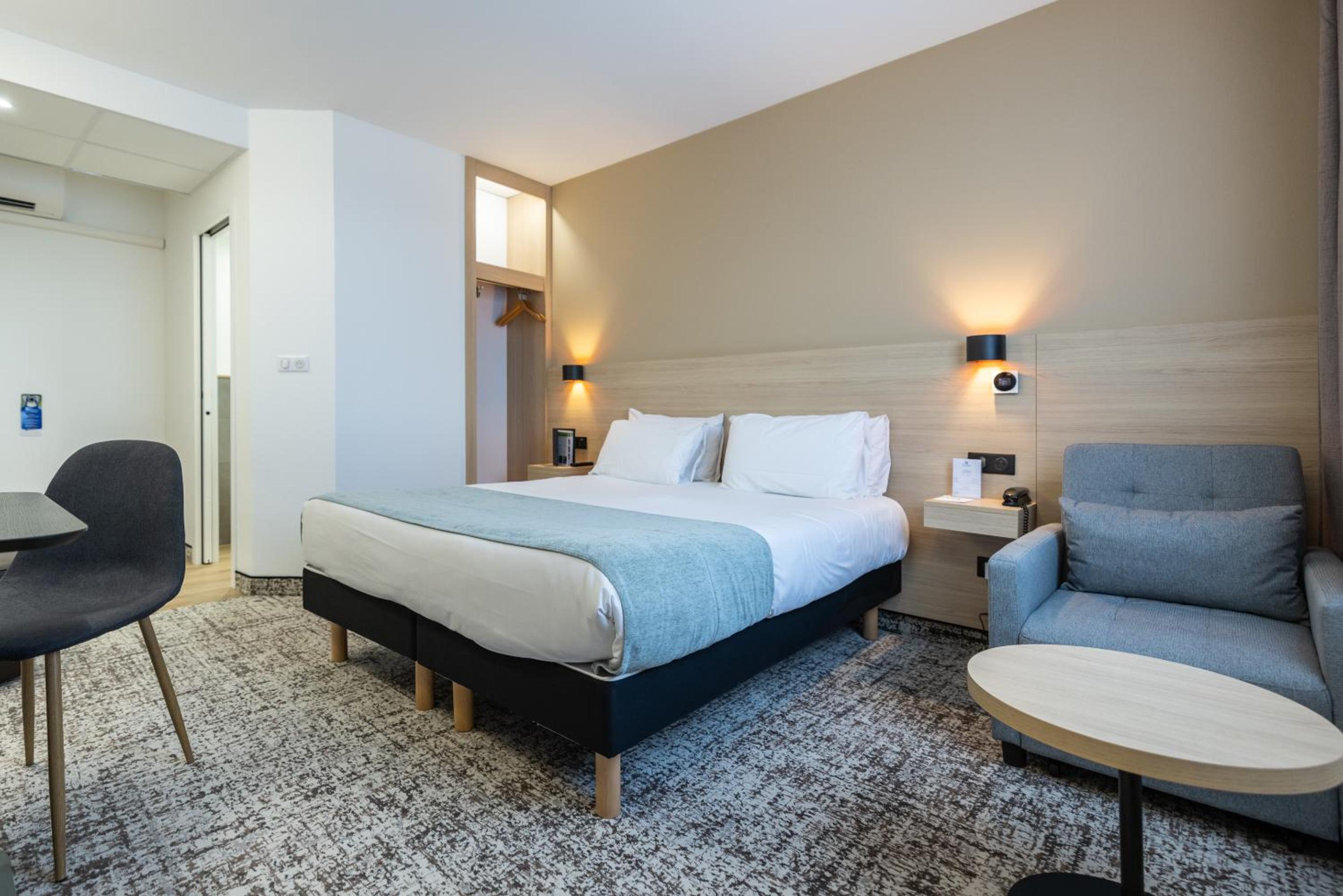 Executive Queen Room - Photo 2