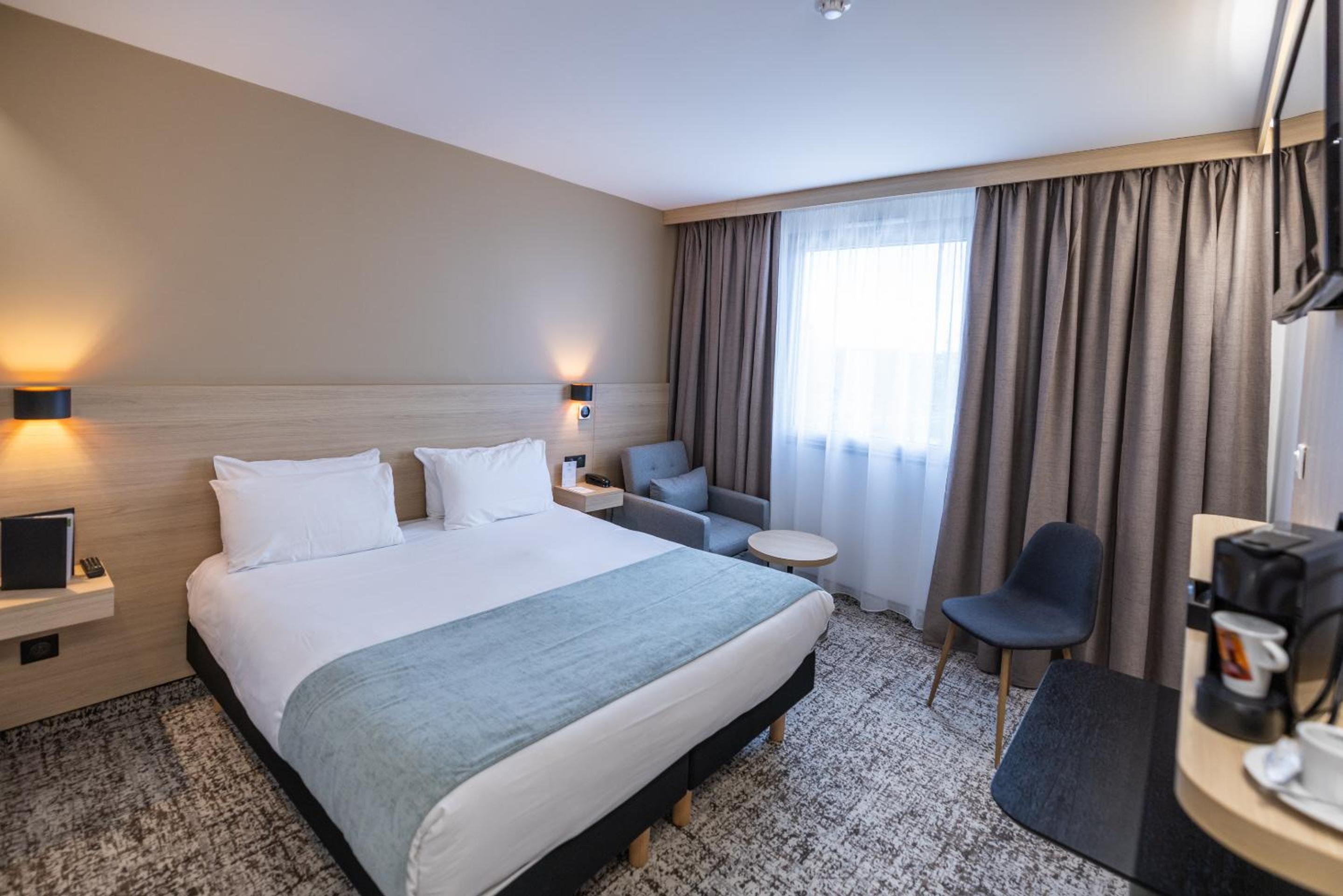 Executive Queen Room - Photo 4
