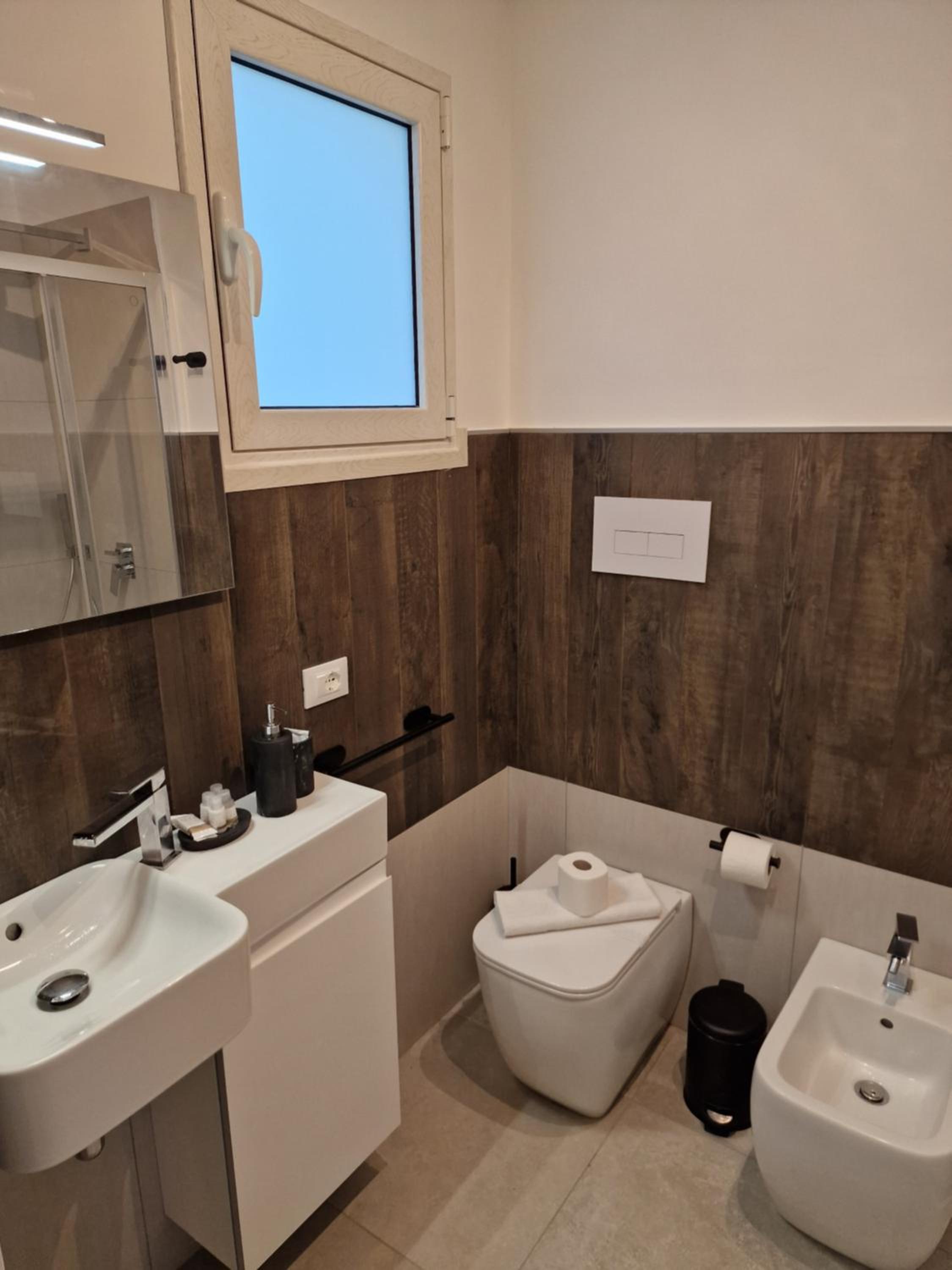 Large Double Room photo 2
