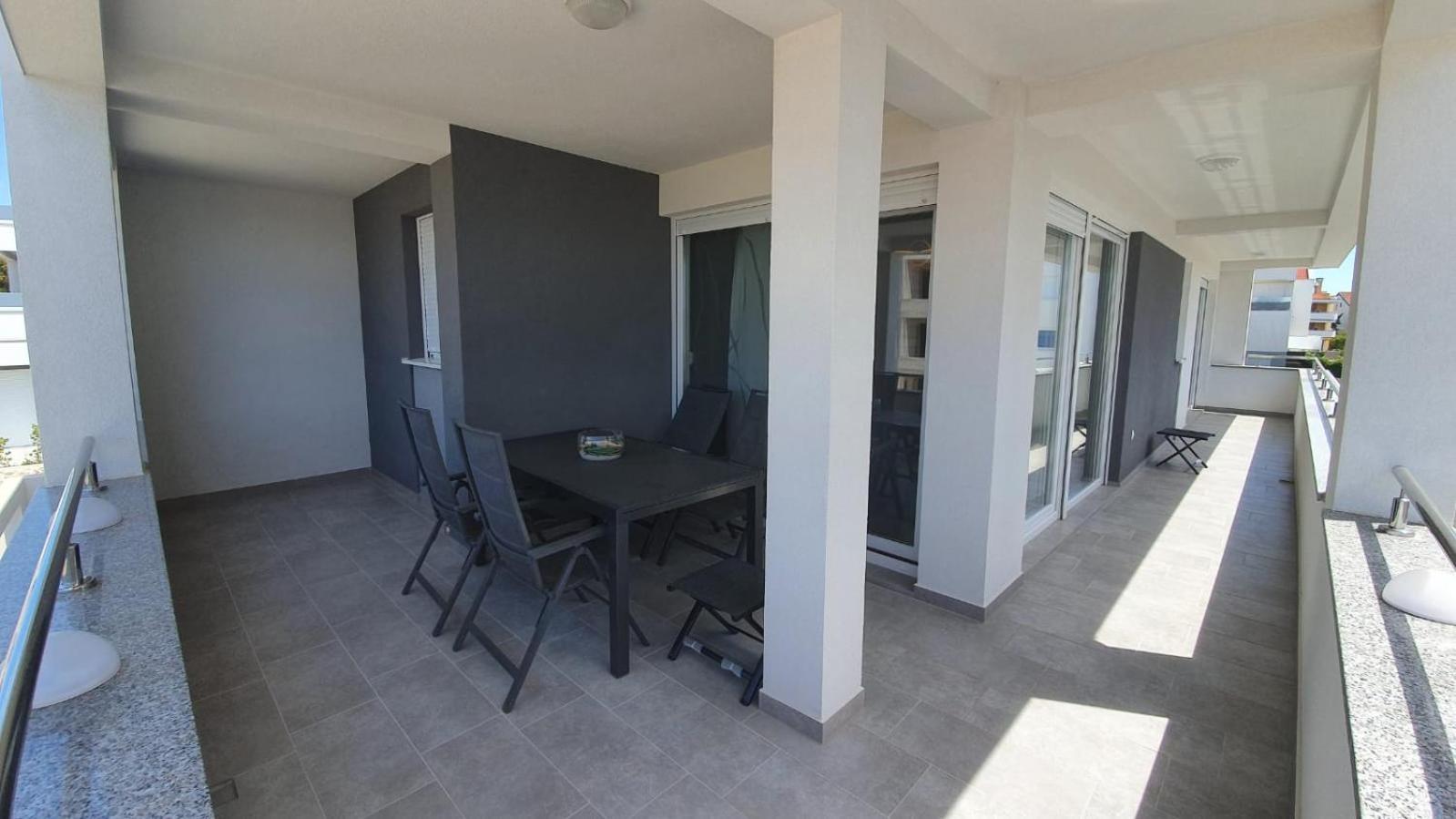 Two-Bedroom Apartment with Terrace - Annex photo 2