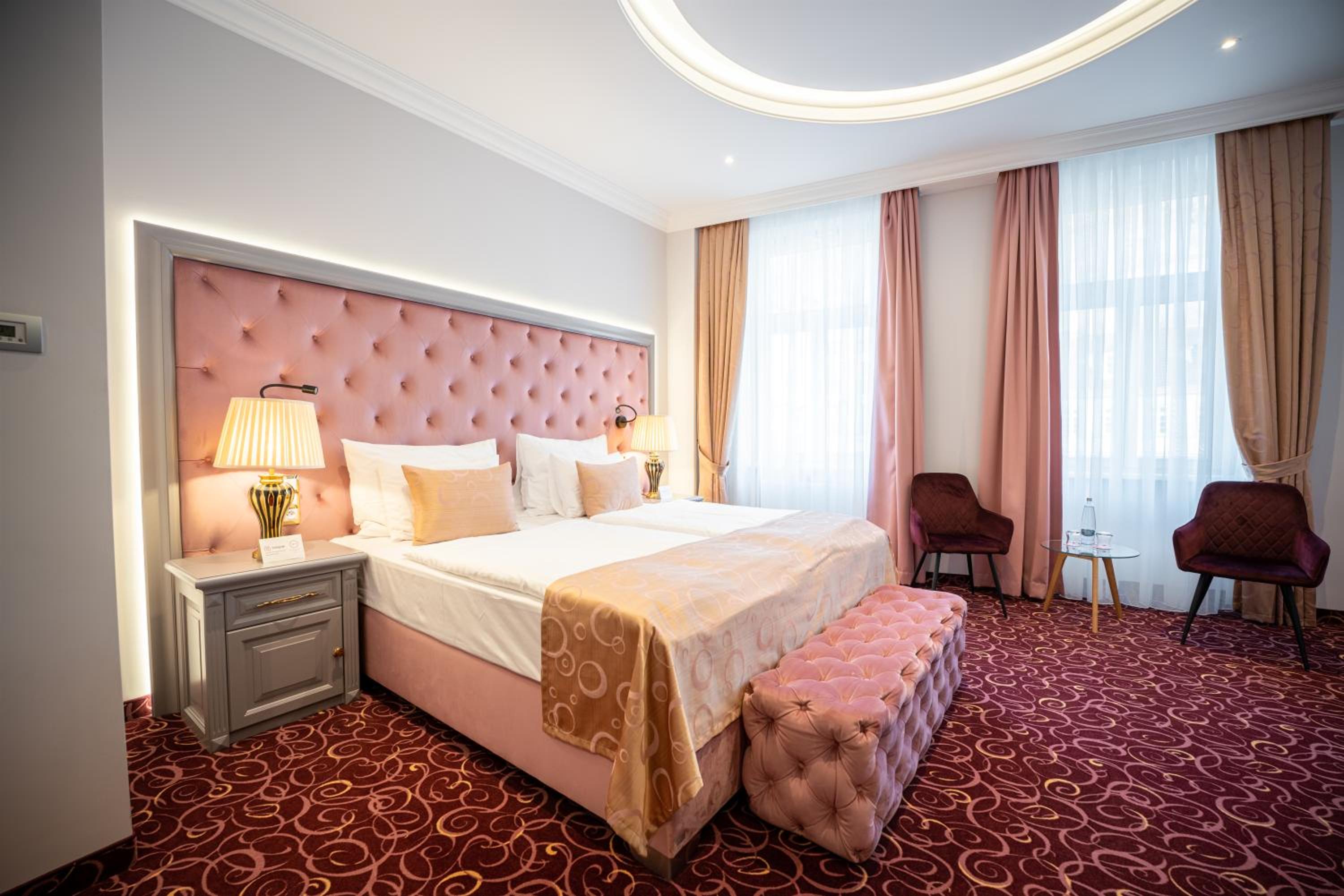 Deluxe Junior Suite photo 1