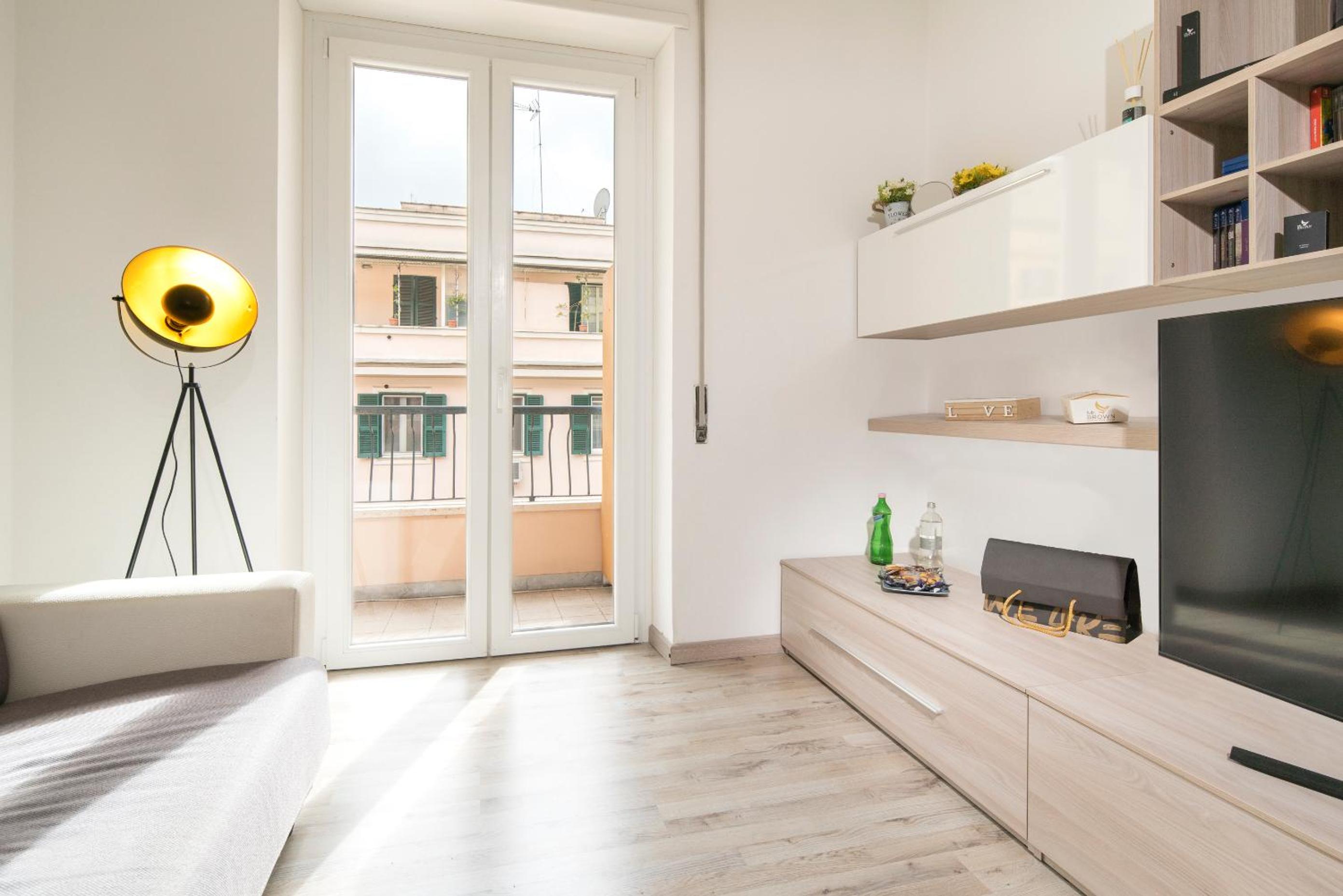 One-Bedroom Apartment