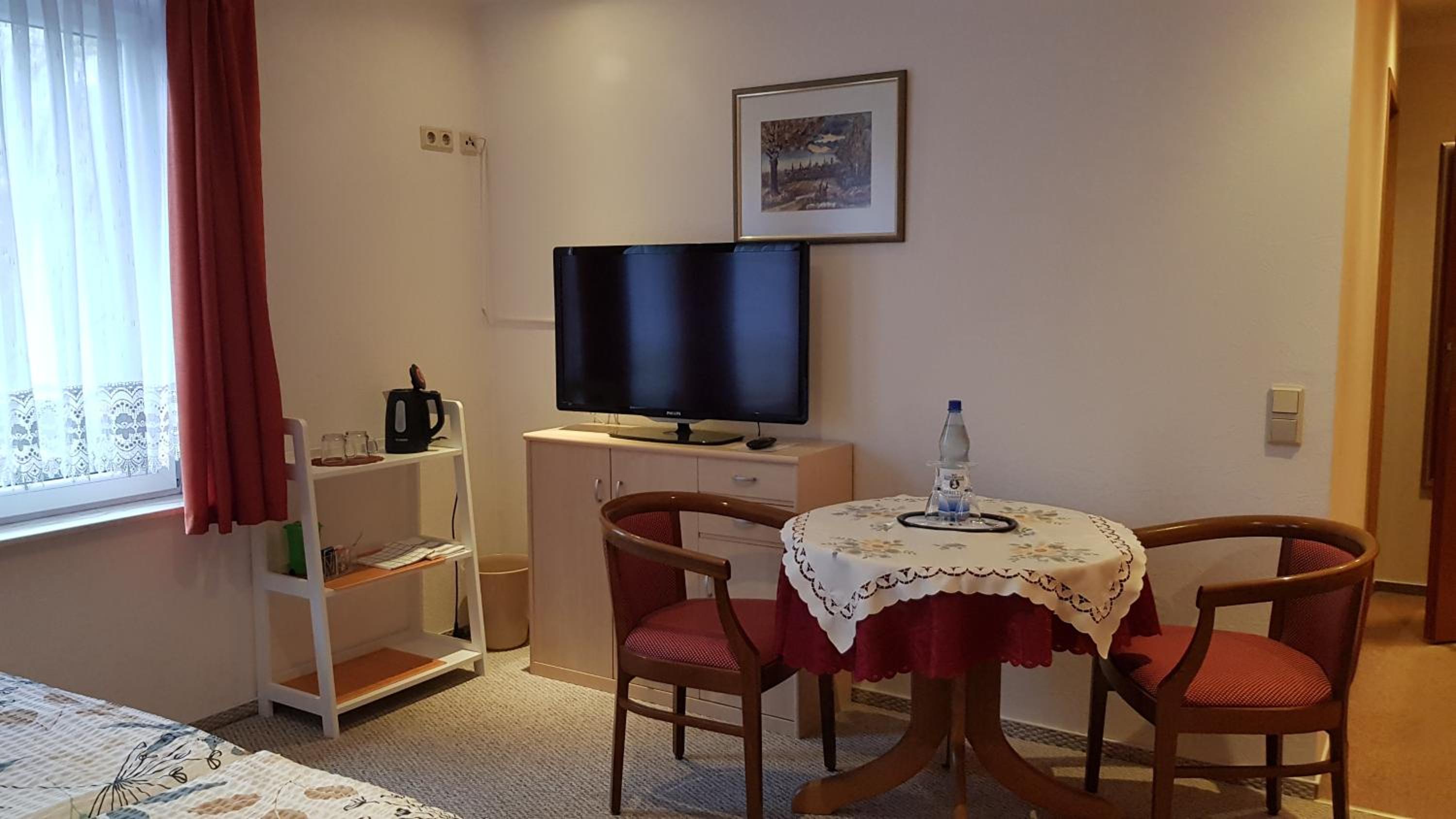 Double Room with Private Bathroom photo 2