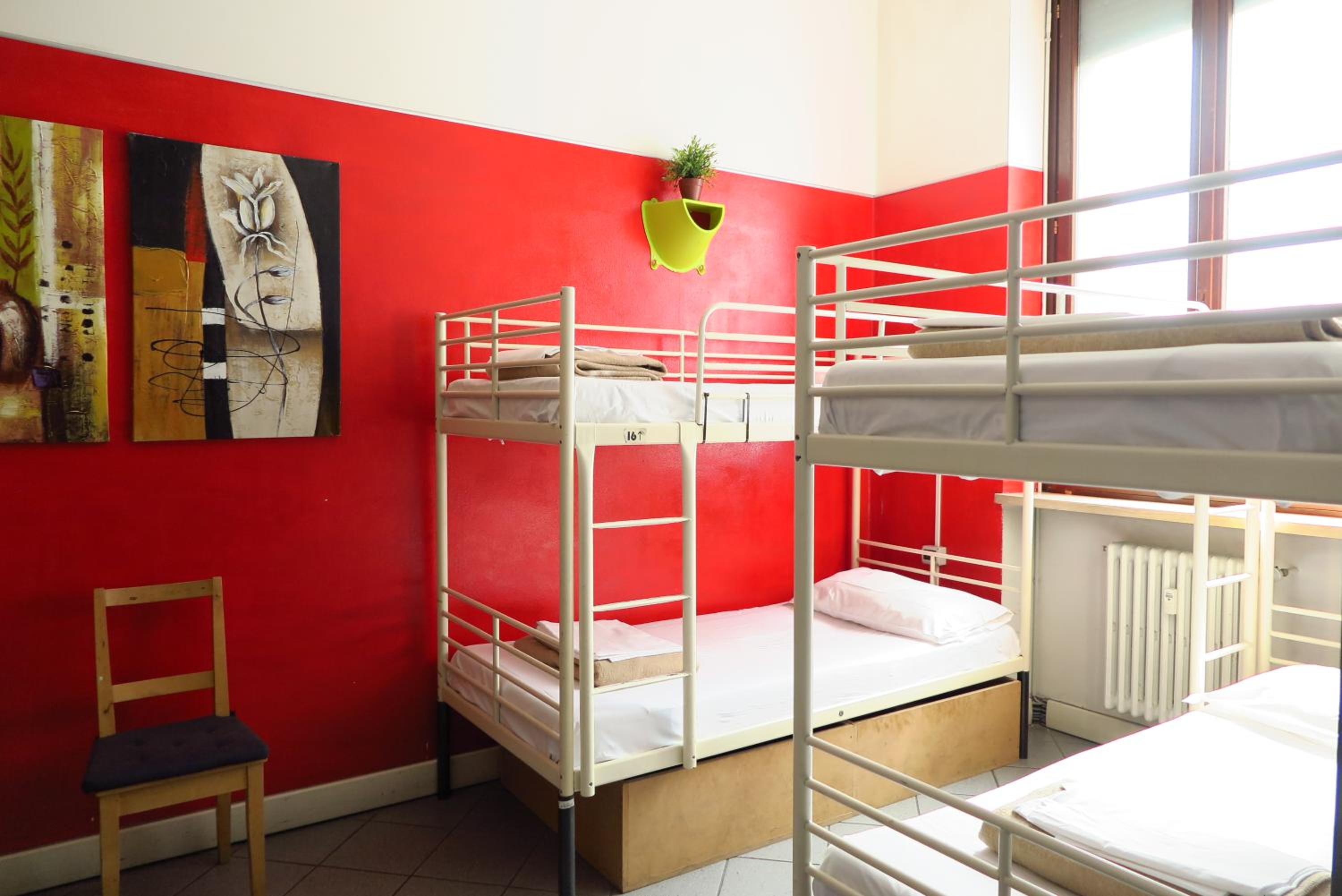 Bed in 6-Bed Mixed Dormitory Room