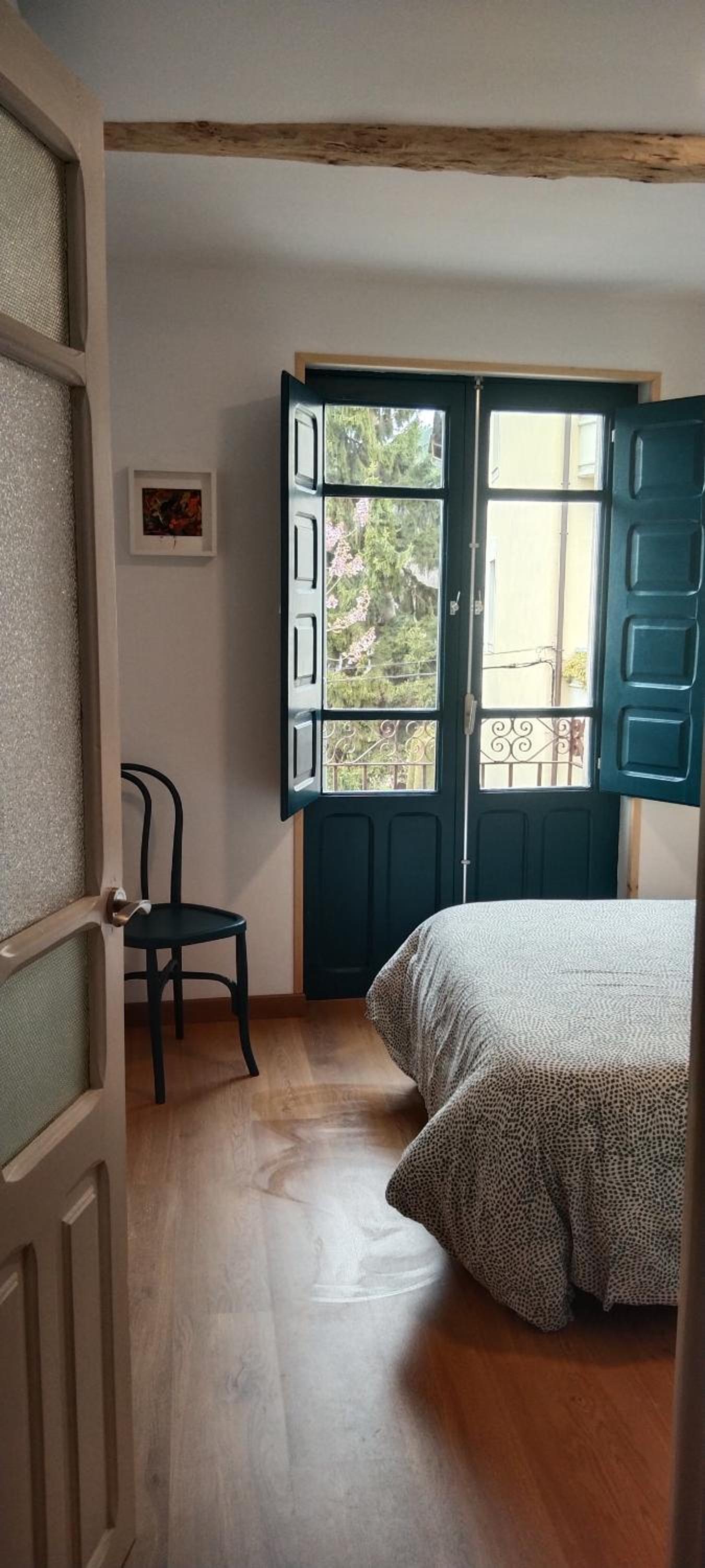 One-Bedroom Apartment photo 3