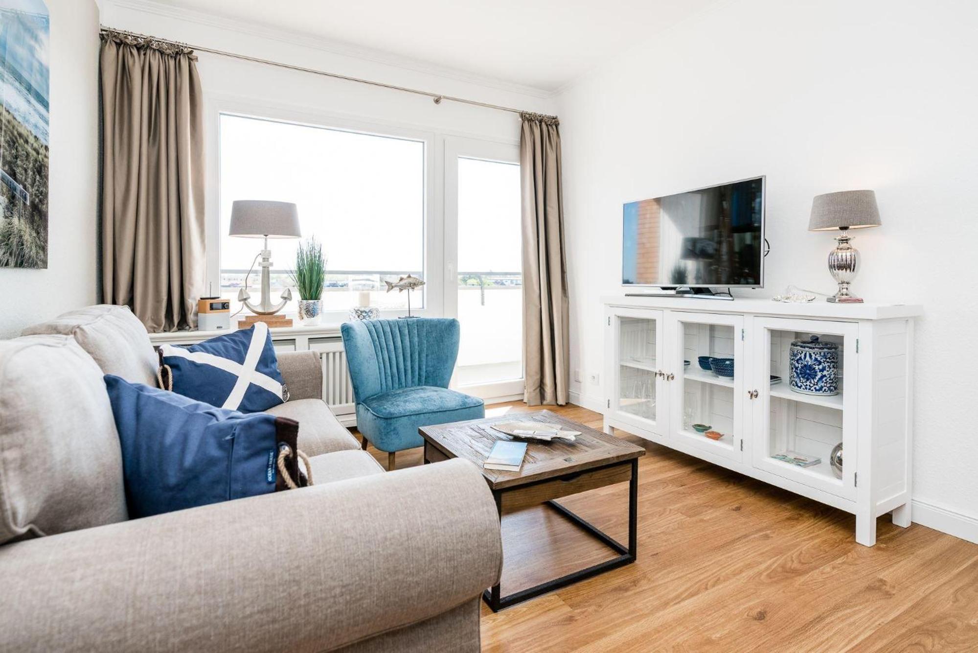 Apartment with Balcony