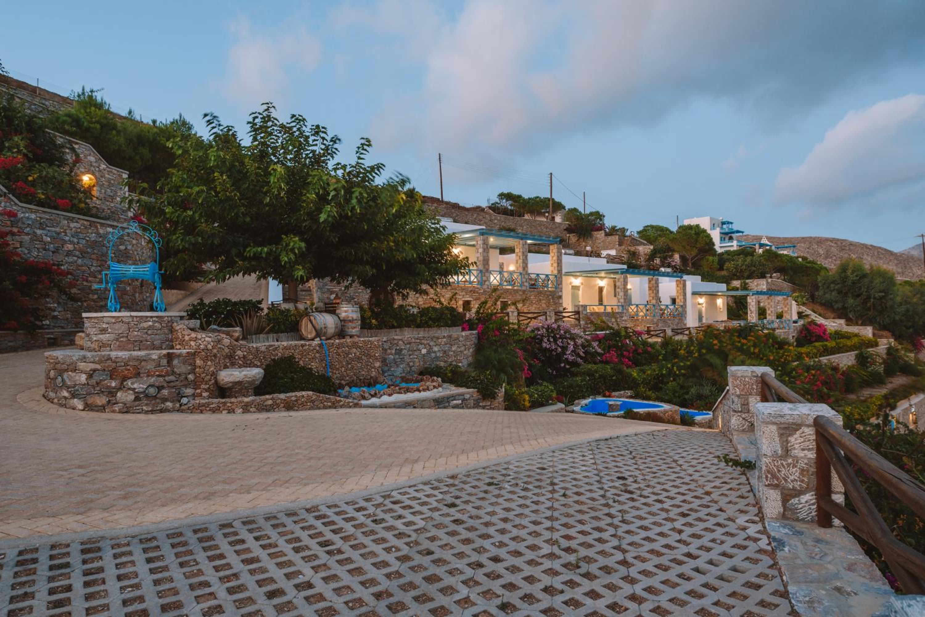 Villa Tholatrissa photo 2