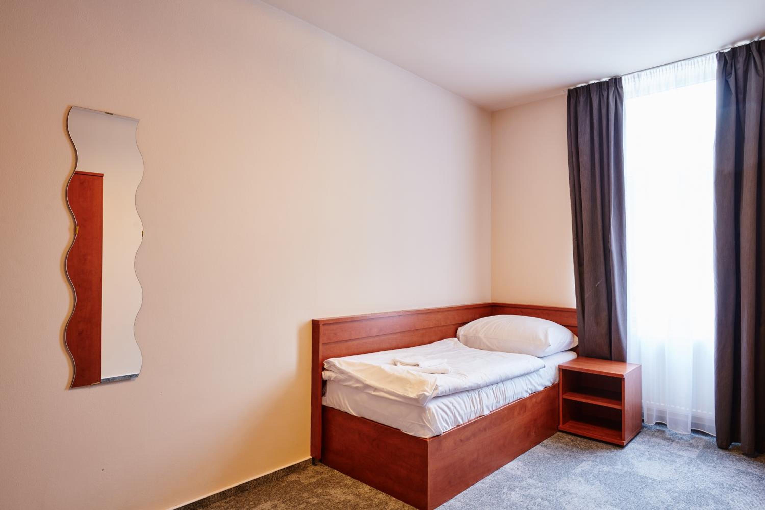 Single Room photo 1