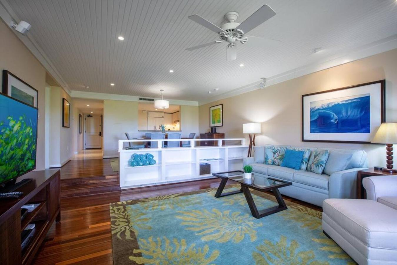 Three-Bedroom House photo 2