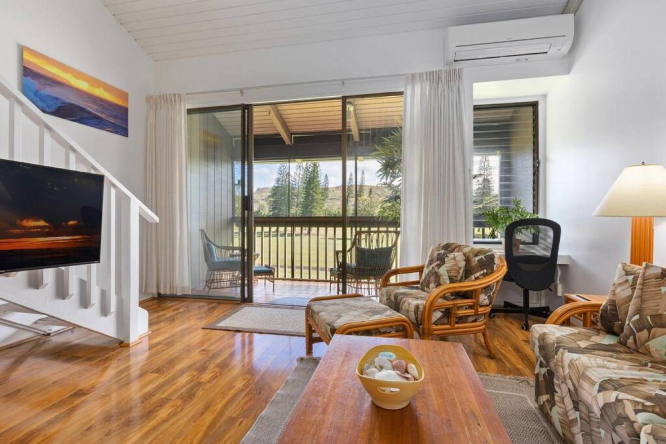 Two-Bedroom House photo 3
