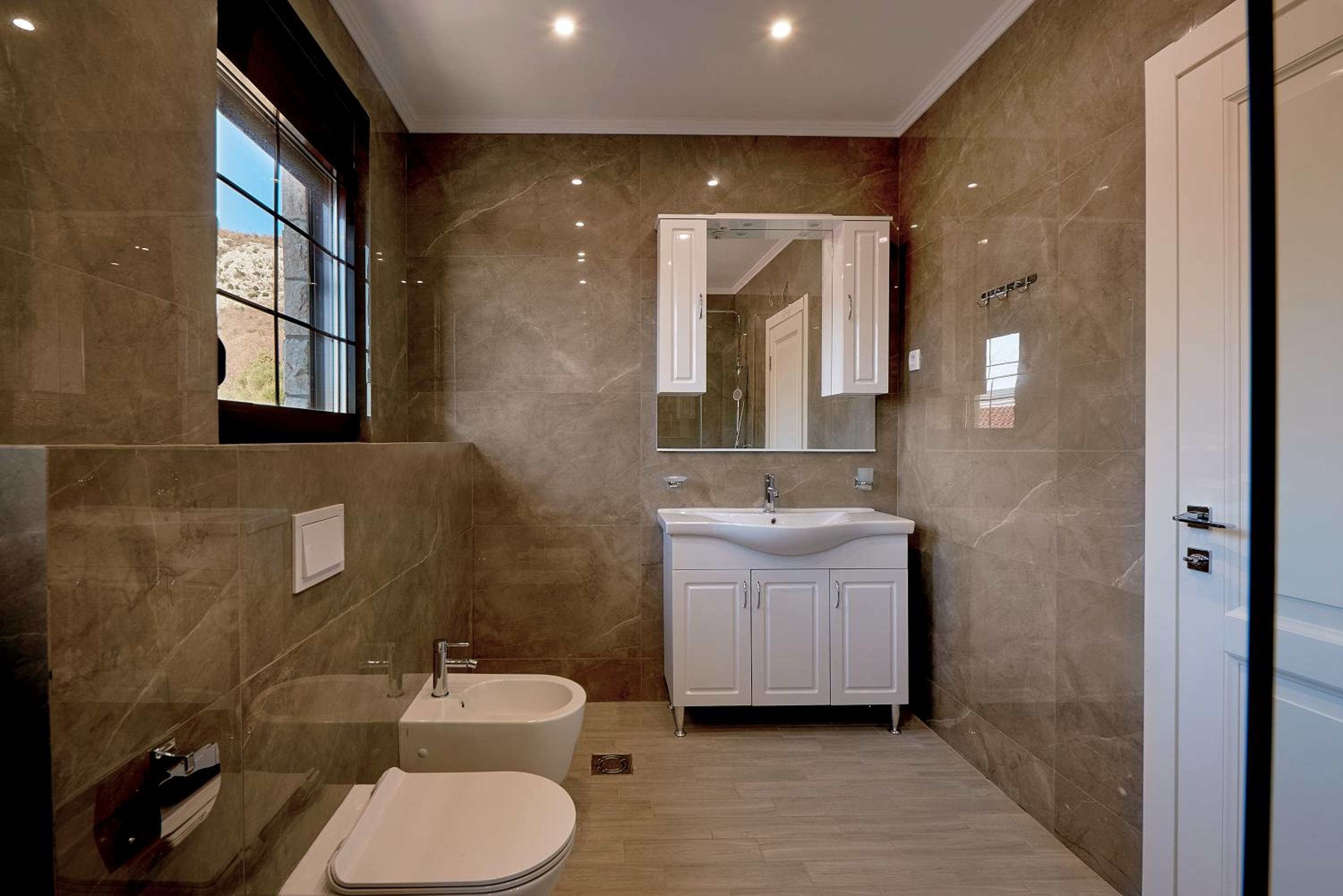 Villa photo 3