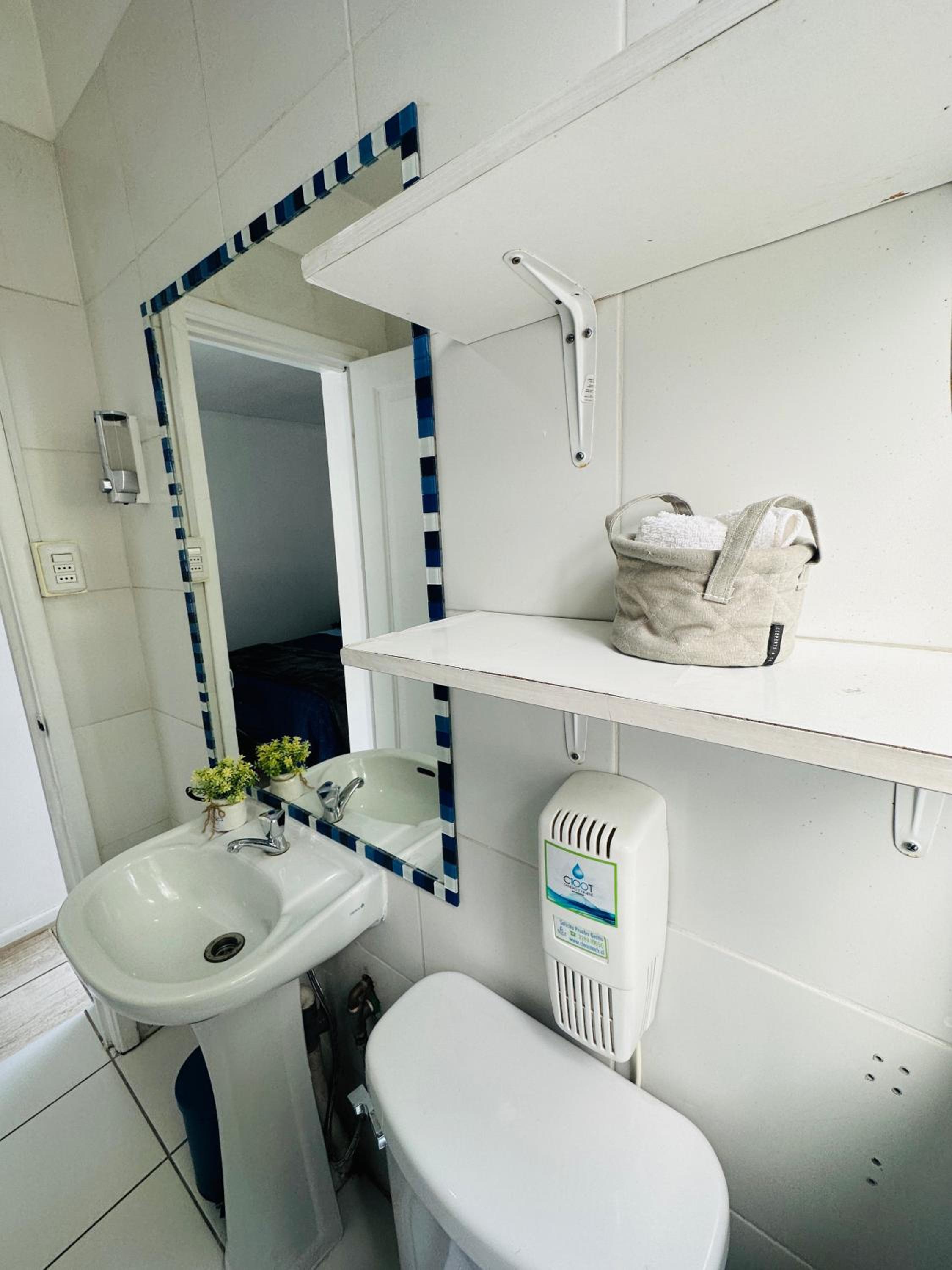 Triple Room with Private Bathroom photo 2