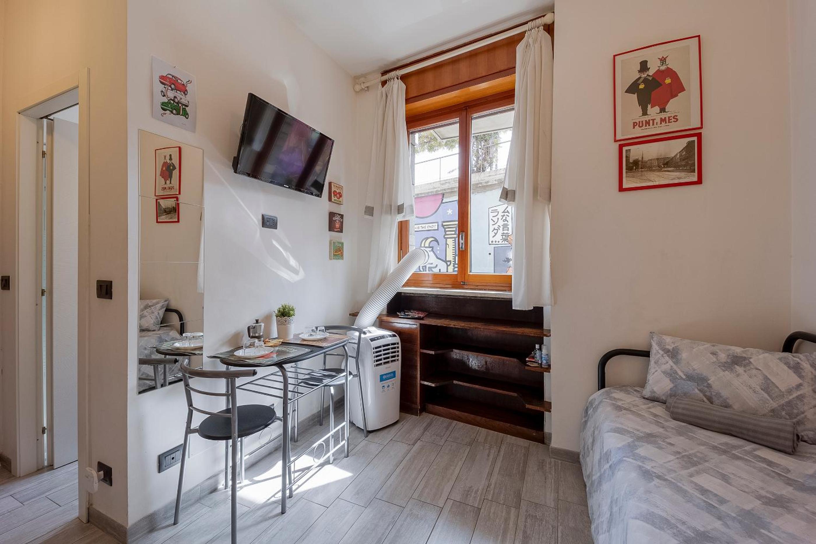One-Bedroom Apartment