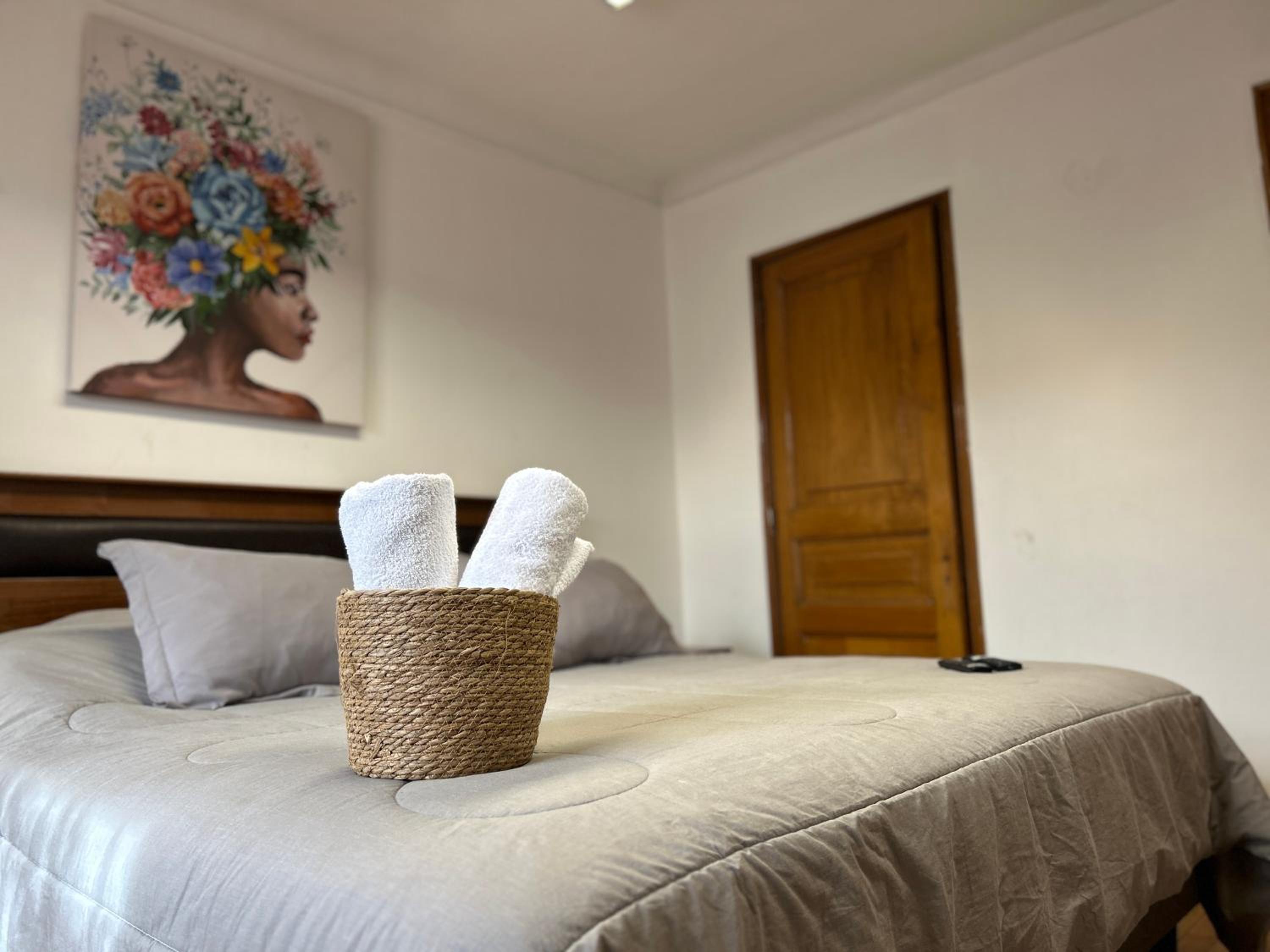 Deluxe Suite with Spa Bath photo 2