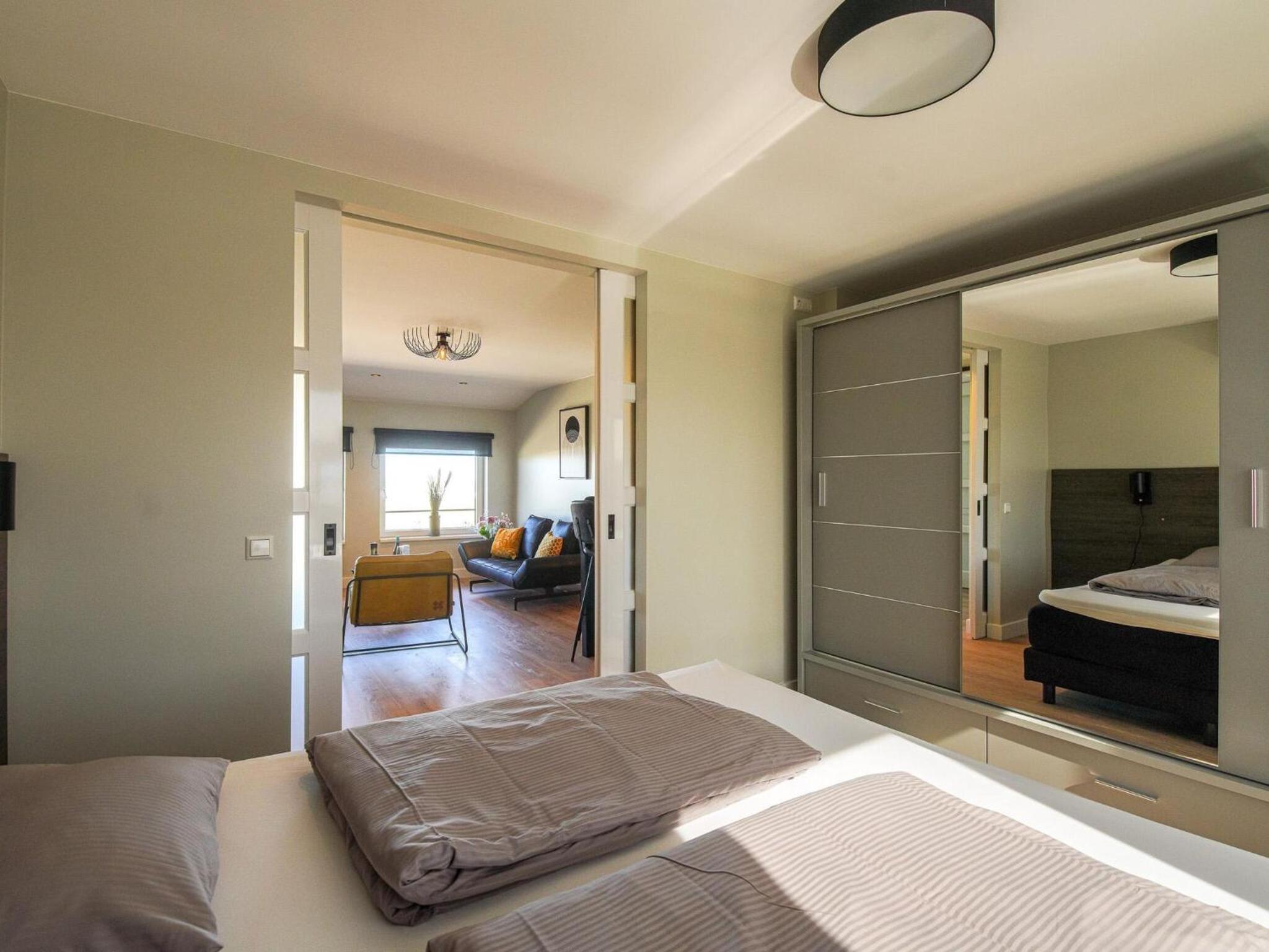 One-Bedroom Apartment photo 3