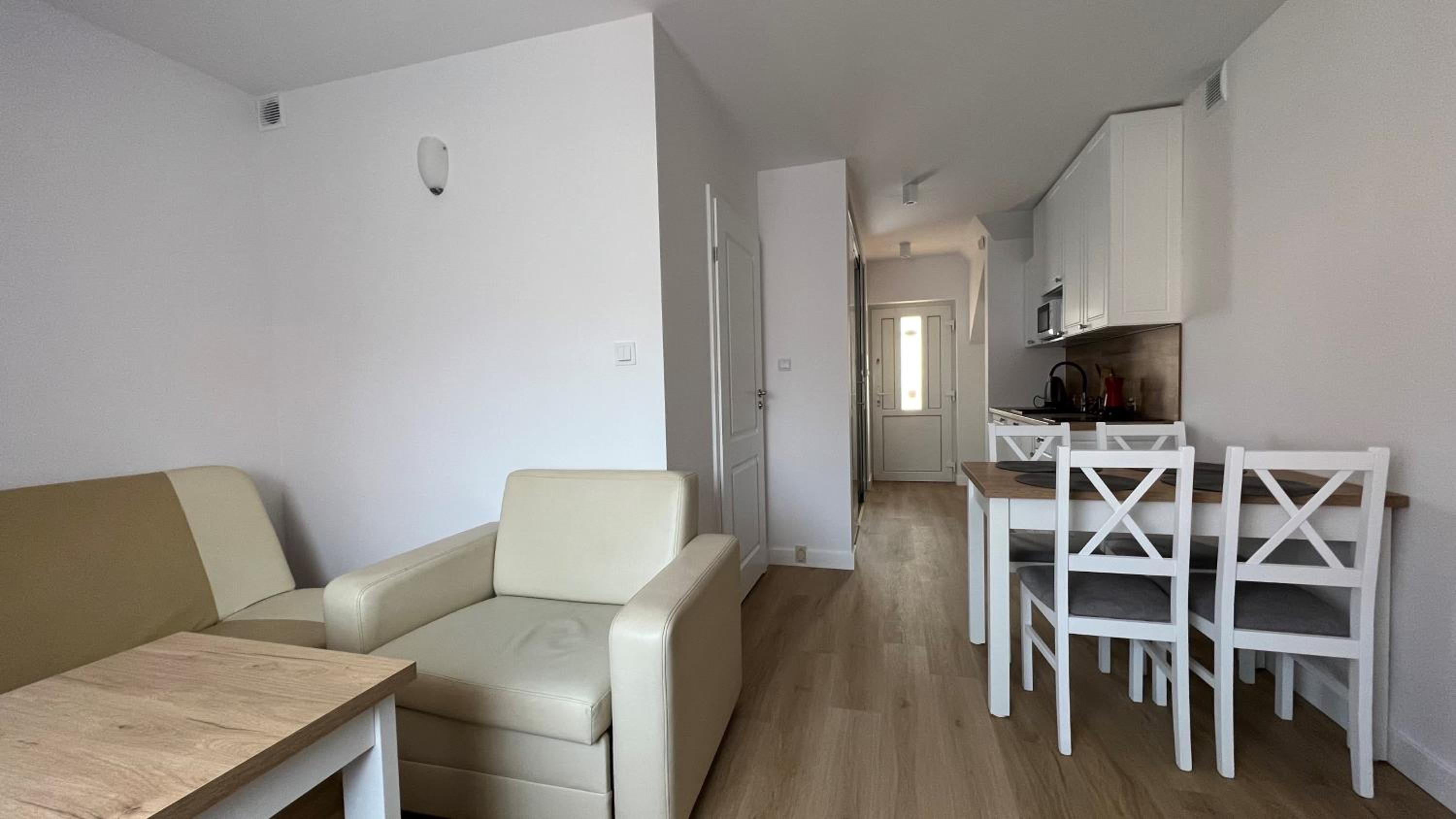 One-Bedroom Apartment (4 Adults) photo 3
