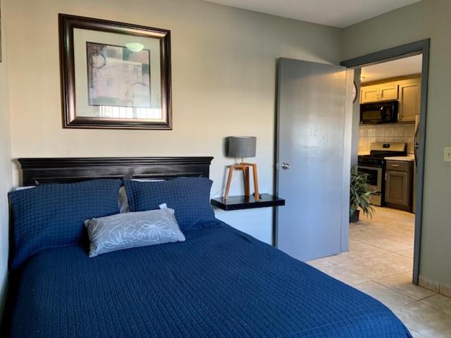 Two-Bedroom Apartment - Photo 9