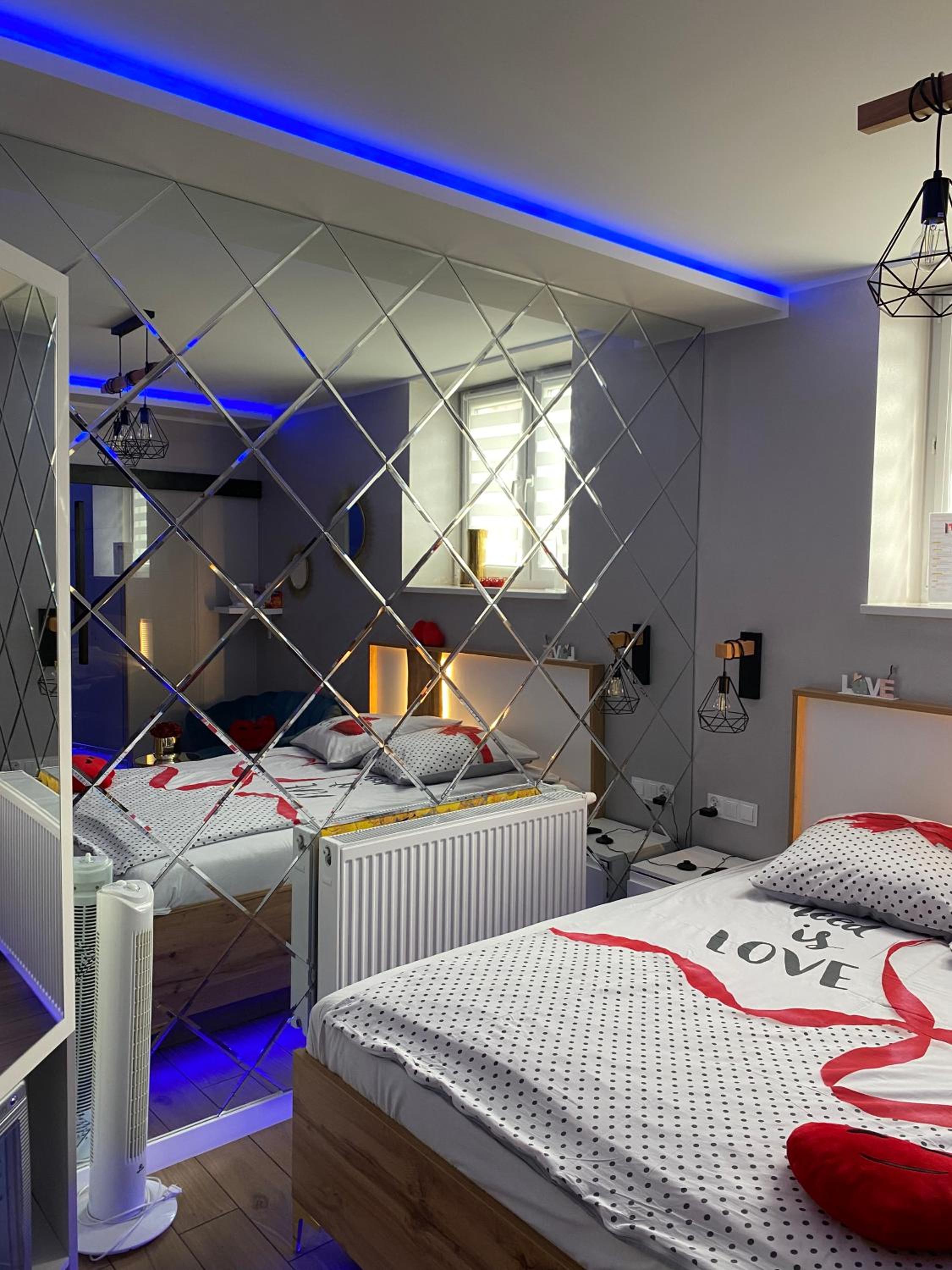 One-Bedroom Apartment - Photo 10