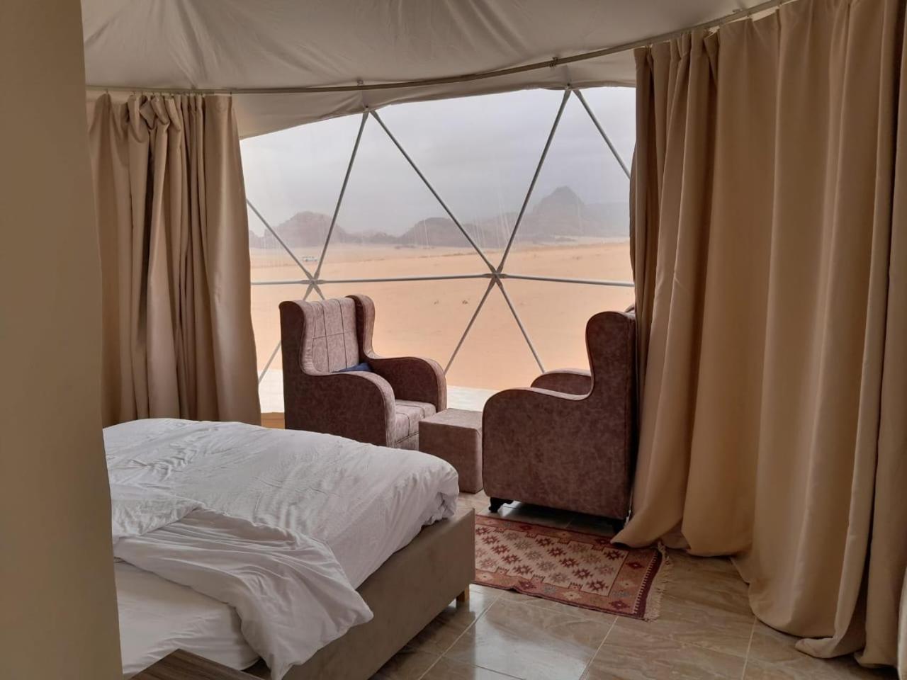 Quadruple Room with Mountain View photo 2