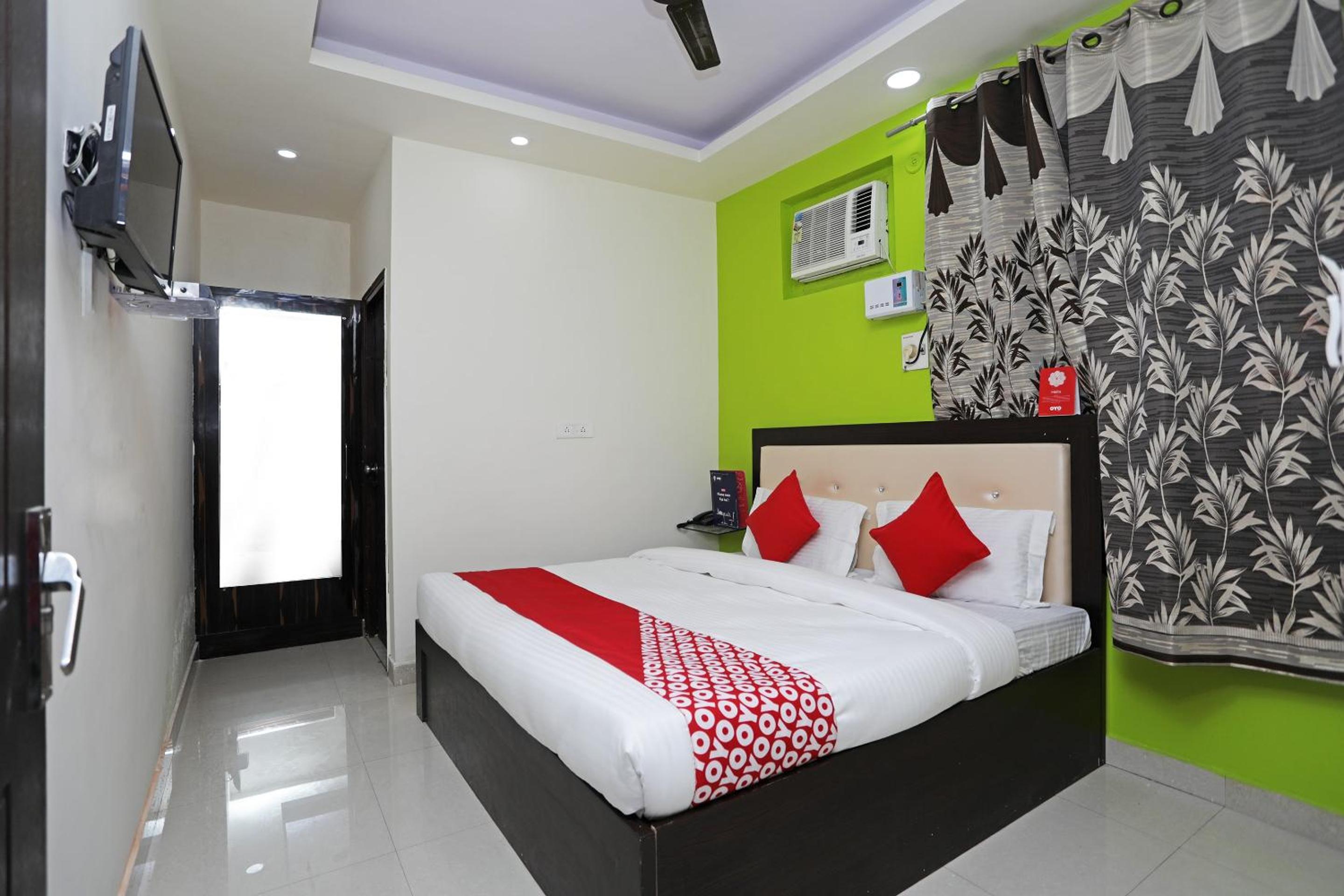 Standard Double Room photo 2