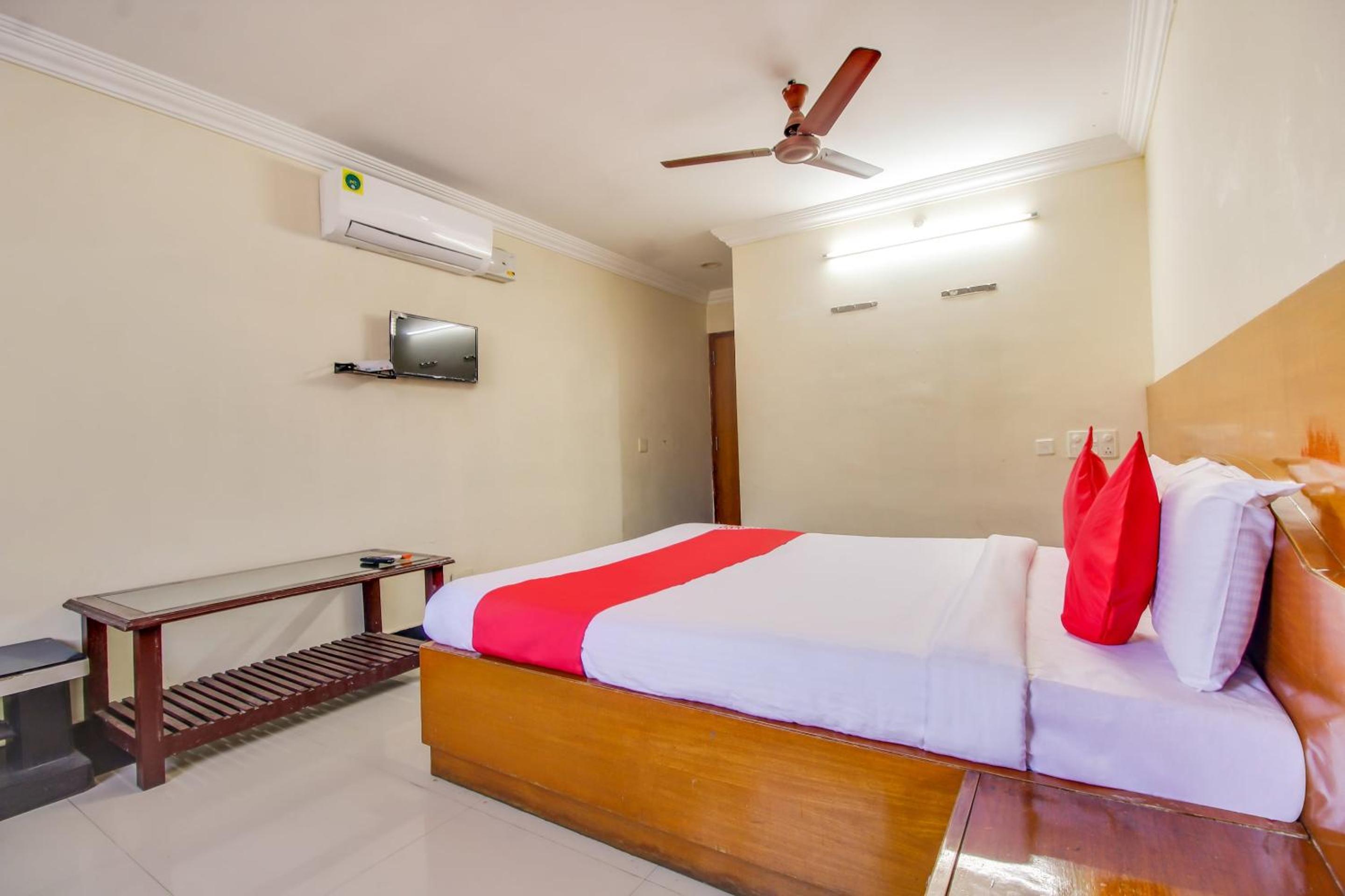 Deluxe Triple Room - Photo 5