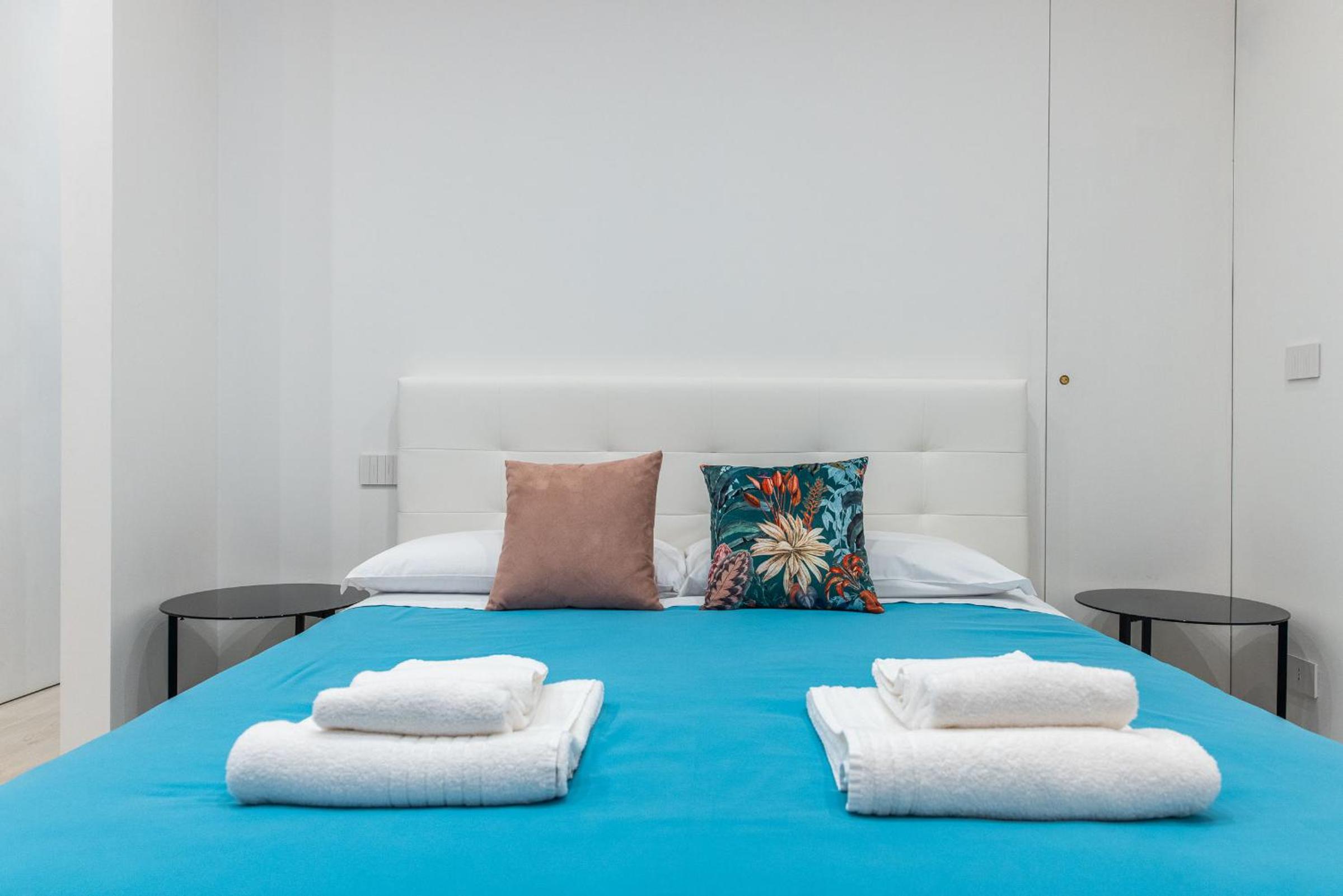 Double Room - Photo 14